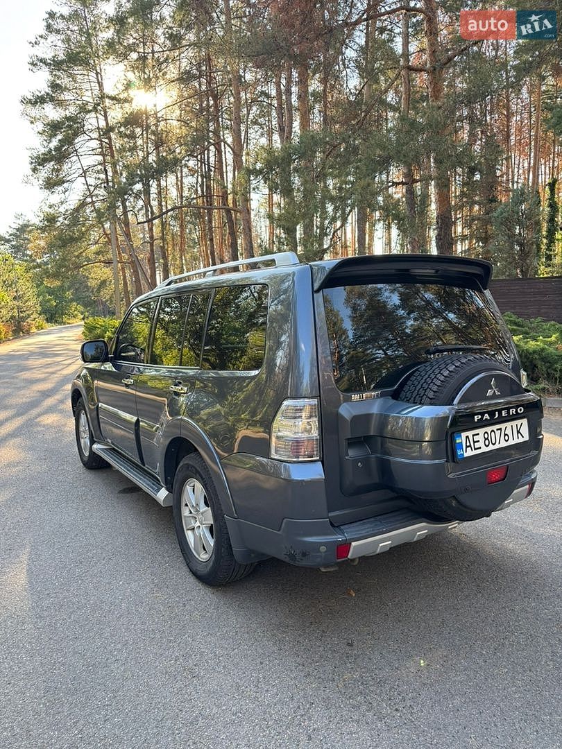 Mitsubishi Pajero 2007 VIN JMYLRV93W7J716228 фото оголошення 7 з 20