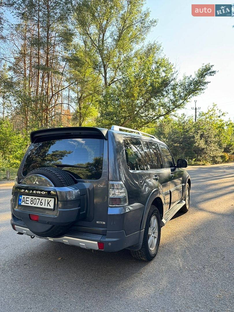 Mitsubishi Pajero 2007 VIN JMYLRV93W7J716228 фото оголошення 8 з 20