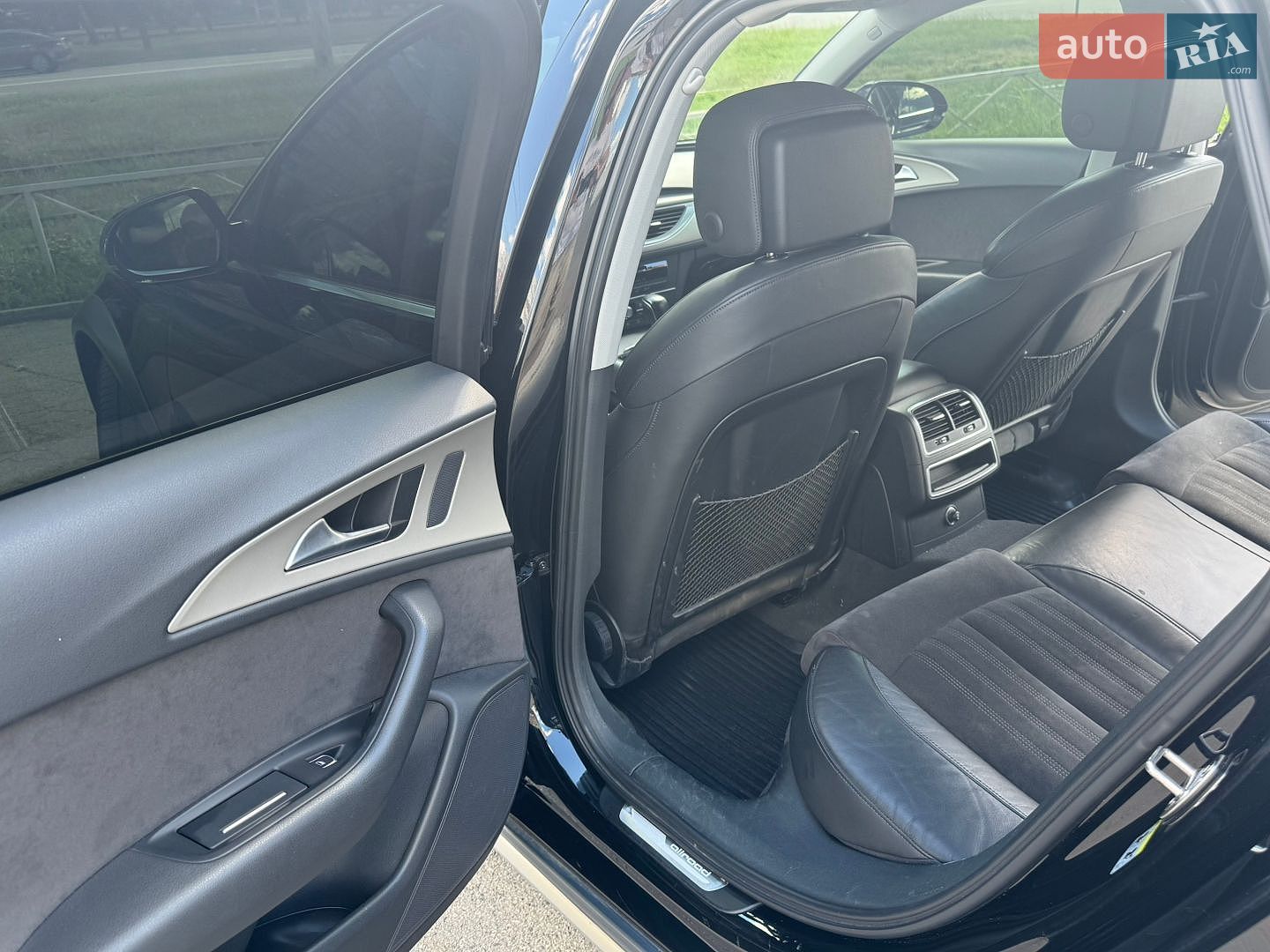 Audi A6 Allroad 2016 VIN WAUZZZ4G3GN183803 фото оголошення 18 з 32