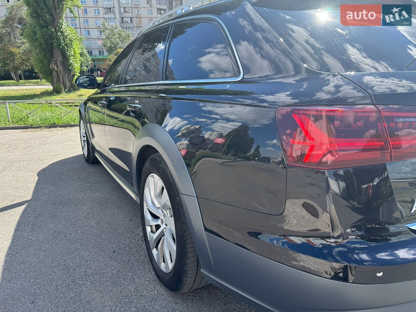 Audi A6 Allroad 2016 VIN WAUZZZ4G3GN183803 фото оголошення 11 з 32