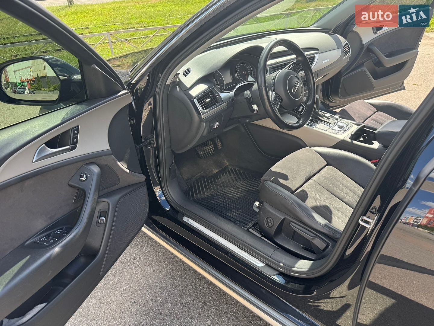 Audi A6 Allroad 2016 VIN WAUZZZ4G3GN183803 фото оголошення 13 з 32