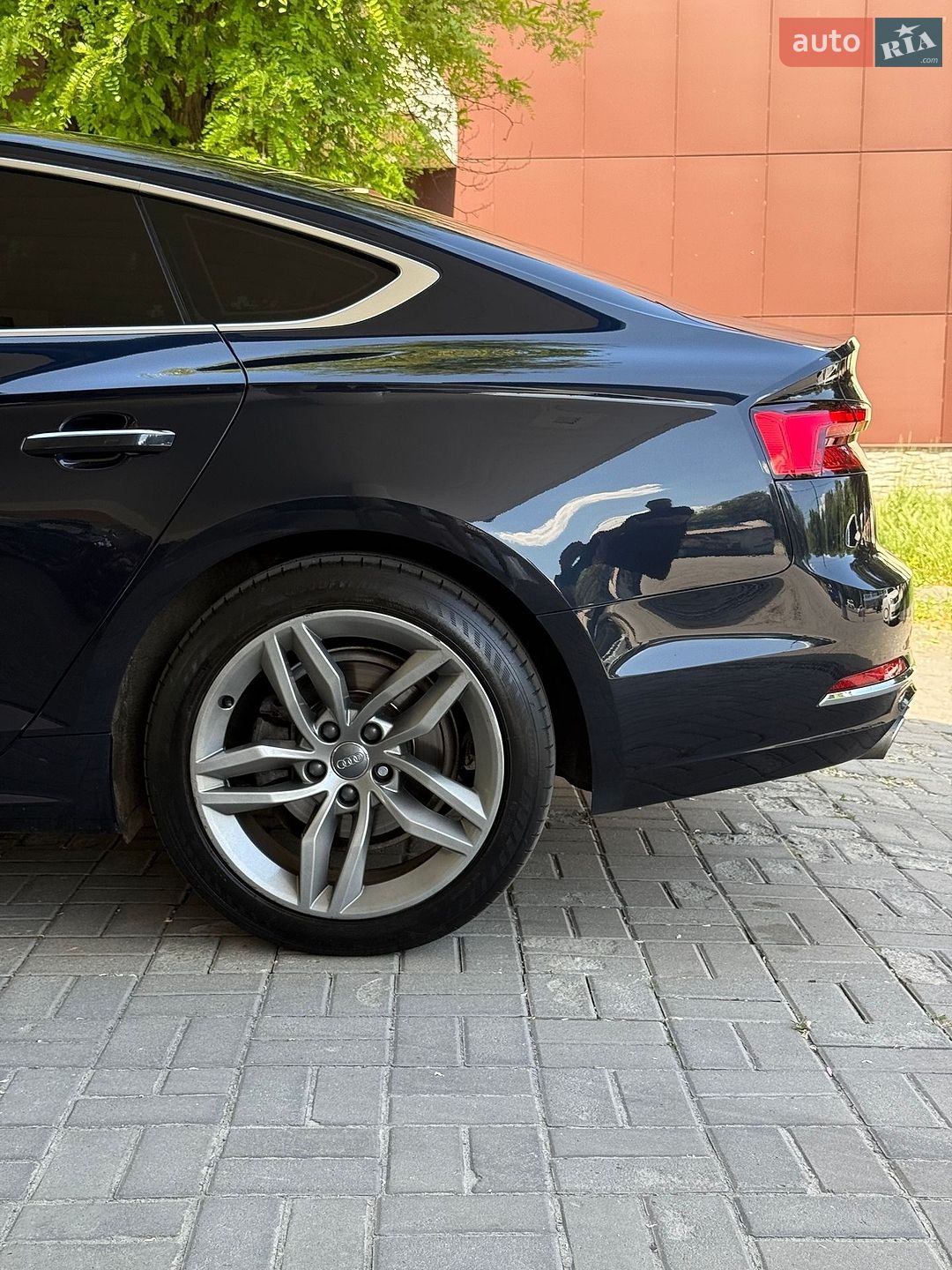 Audi A5 2017 VIN WAUZZZF53HA035929 фото оголошення 19 з 41