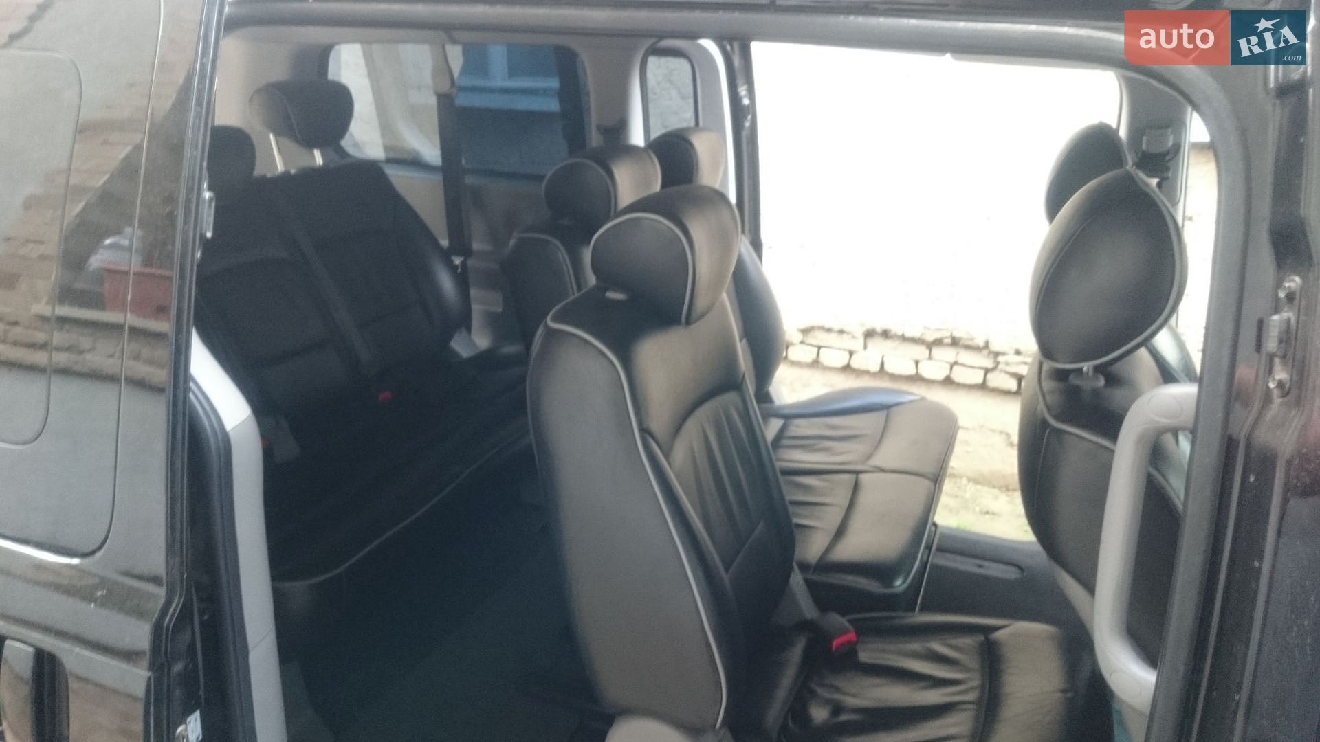Hyundai H-1 2009 VIN KMHWH81JP9U154363 фото оголошення 14 з 21