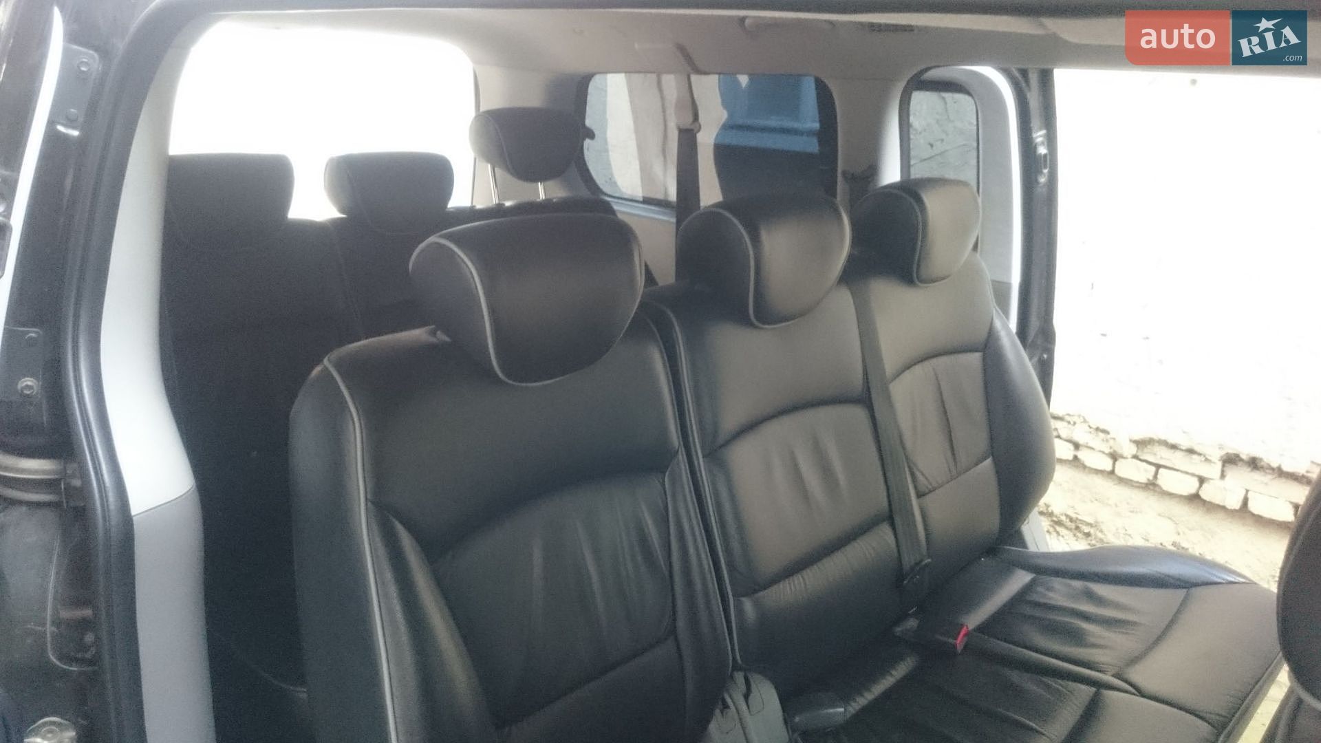 Hyundai H-1 2009 VIN KMHWH81JP9U154363 фото оголошення 15 з 21