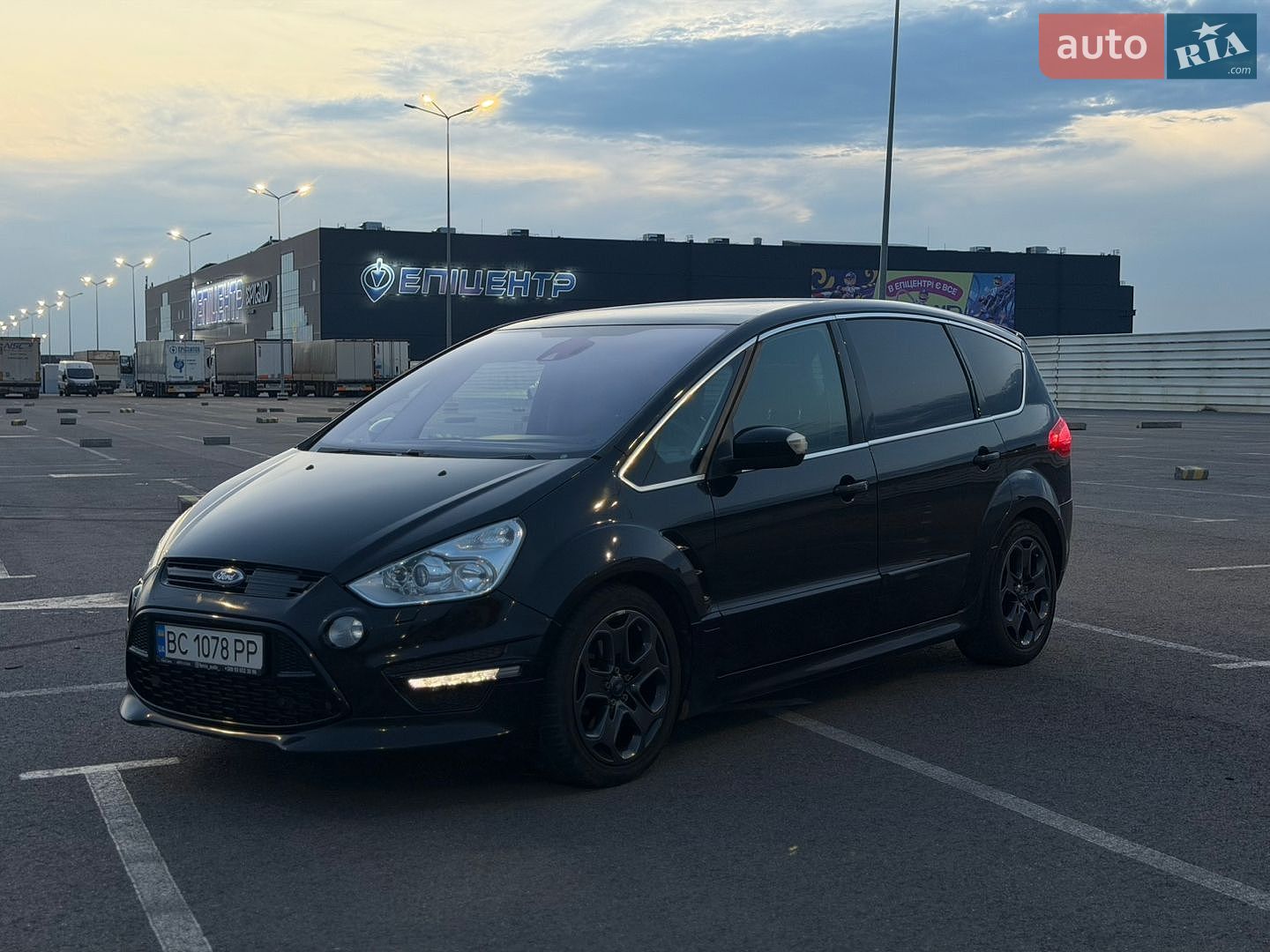 Ford S-Max 2014 VIN WF0SXXGBWSER03579 фото оголошення 3 з 50