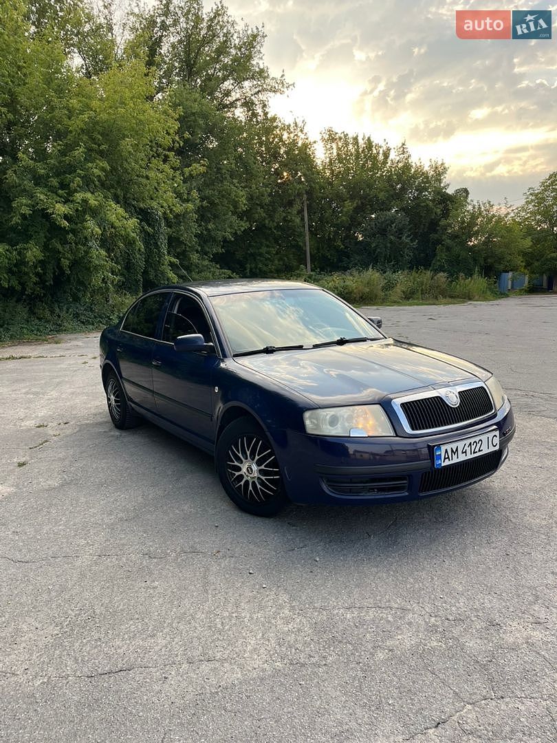 Skoda Superb 2004 VIN TMBDL63U649064622 фото оголошення 2 з 16