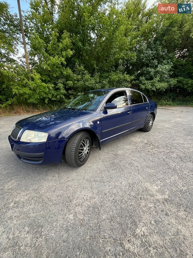 Skoda Superb 2004 VIN TMBDL63U649064622 фото оголошення 4 з 16