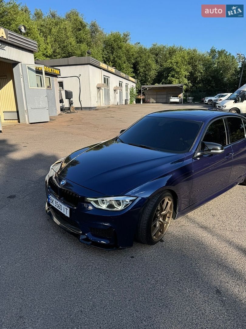 BMW 3 Series 2017 VIN WBA8B9G51JNU97631 фото оголошення 9 з 16