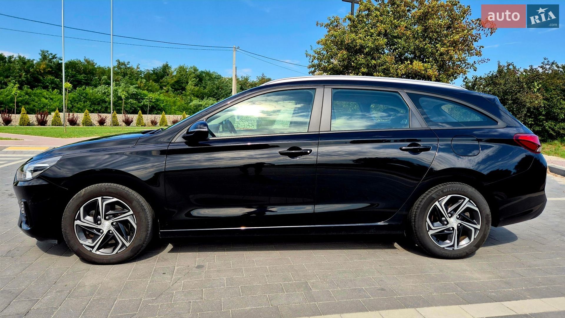 Hyundai i30 2022 VIN TMAH381AGMJ103090 фото оголошення 2 з 25
