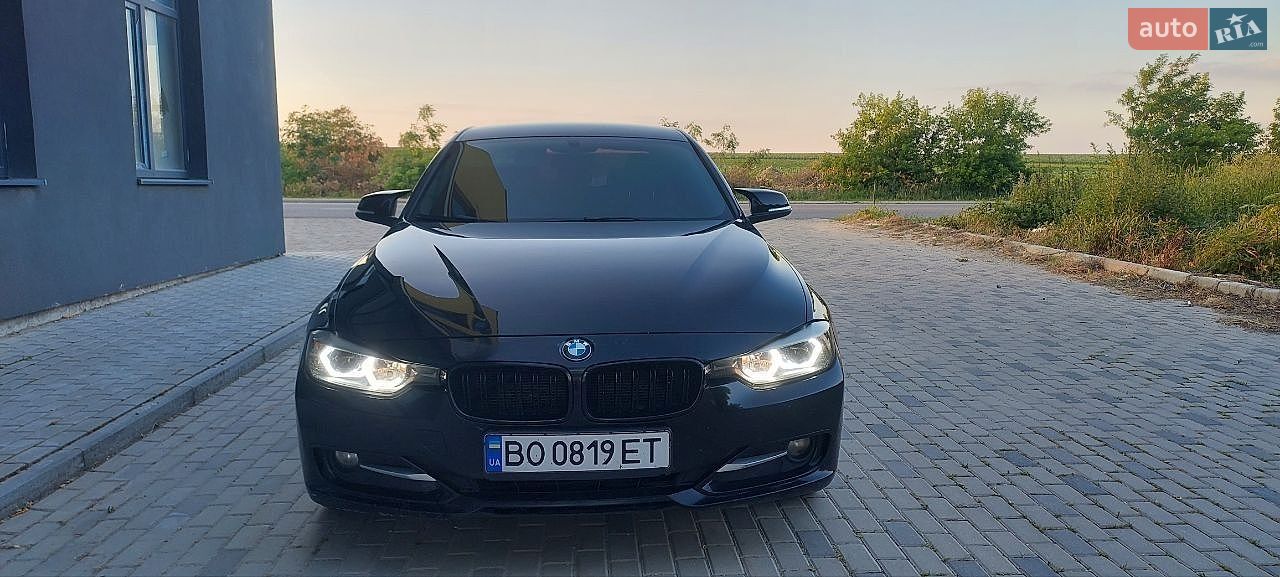 BMW 3 Series 2013 VIN WBA3D31070J555147 фото оголошення 2 з 17