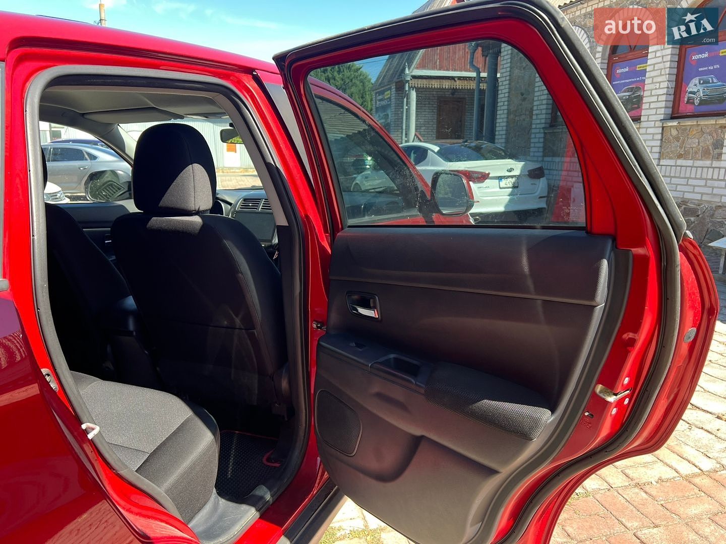 Mitsubishi ASX 2011 VIN JMBXNGA1WBZ031514 фото оголошення 19 з 27