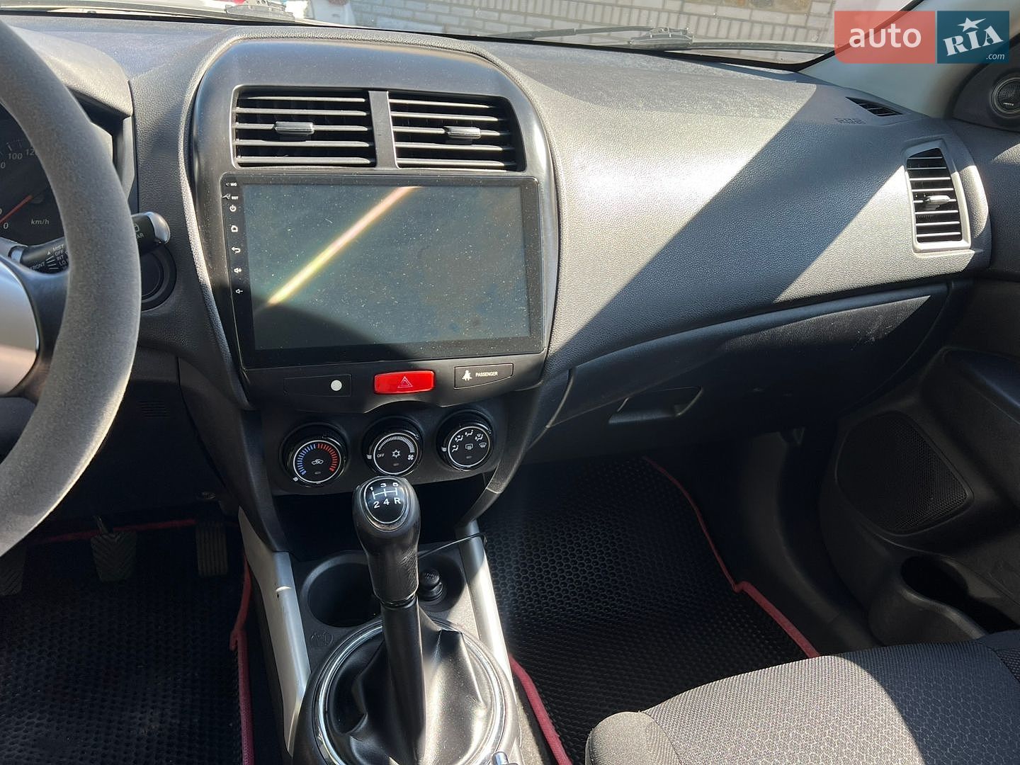 Mitsubishi ASX 2011 VIN JMBXNGA1WBZ031514 фото оголошення 18 з 27