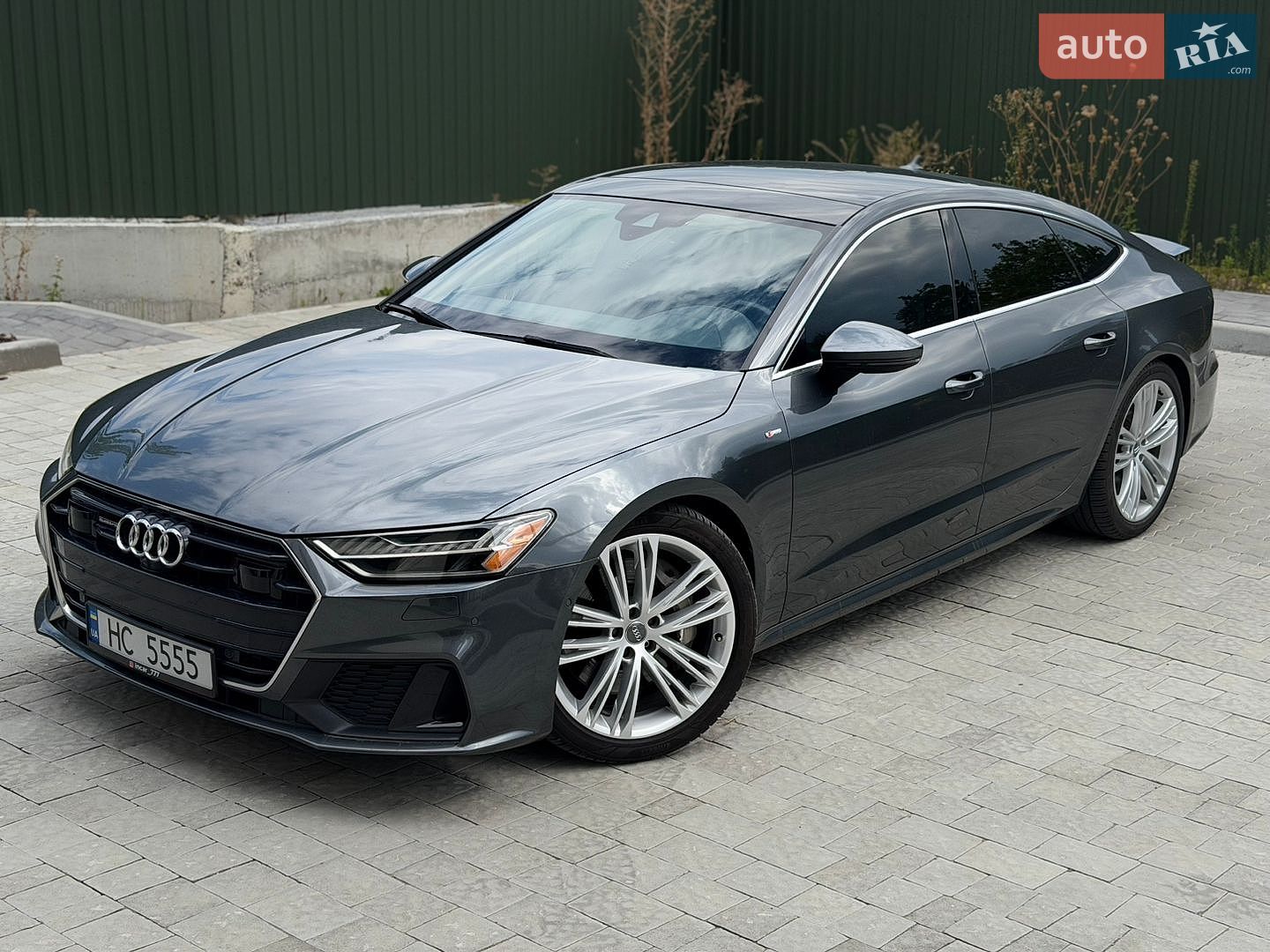 Audi A7 Sportback 2019 VIN WAUU2AF24KN076902 фото оголошення 3 з 25