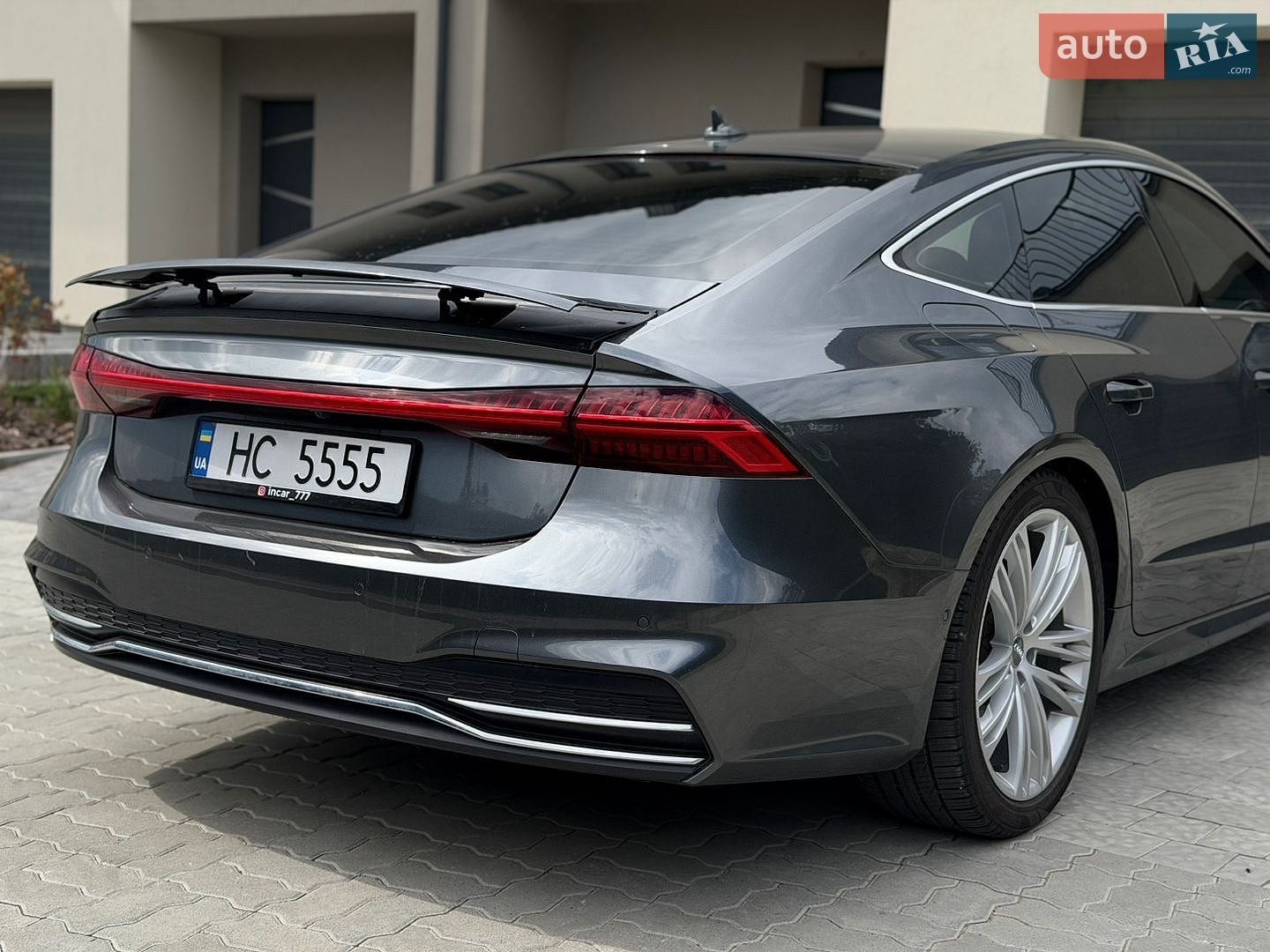 Audi A7 Sportback 2019 VIN WAUU2AF24KN076902 фото оголошення 16 з 29