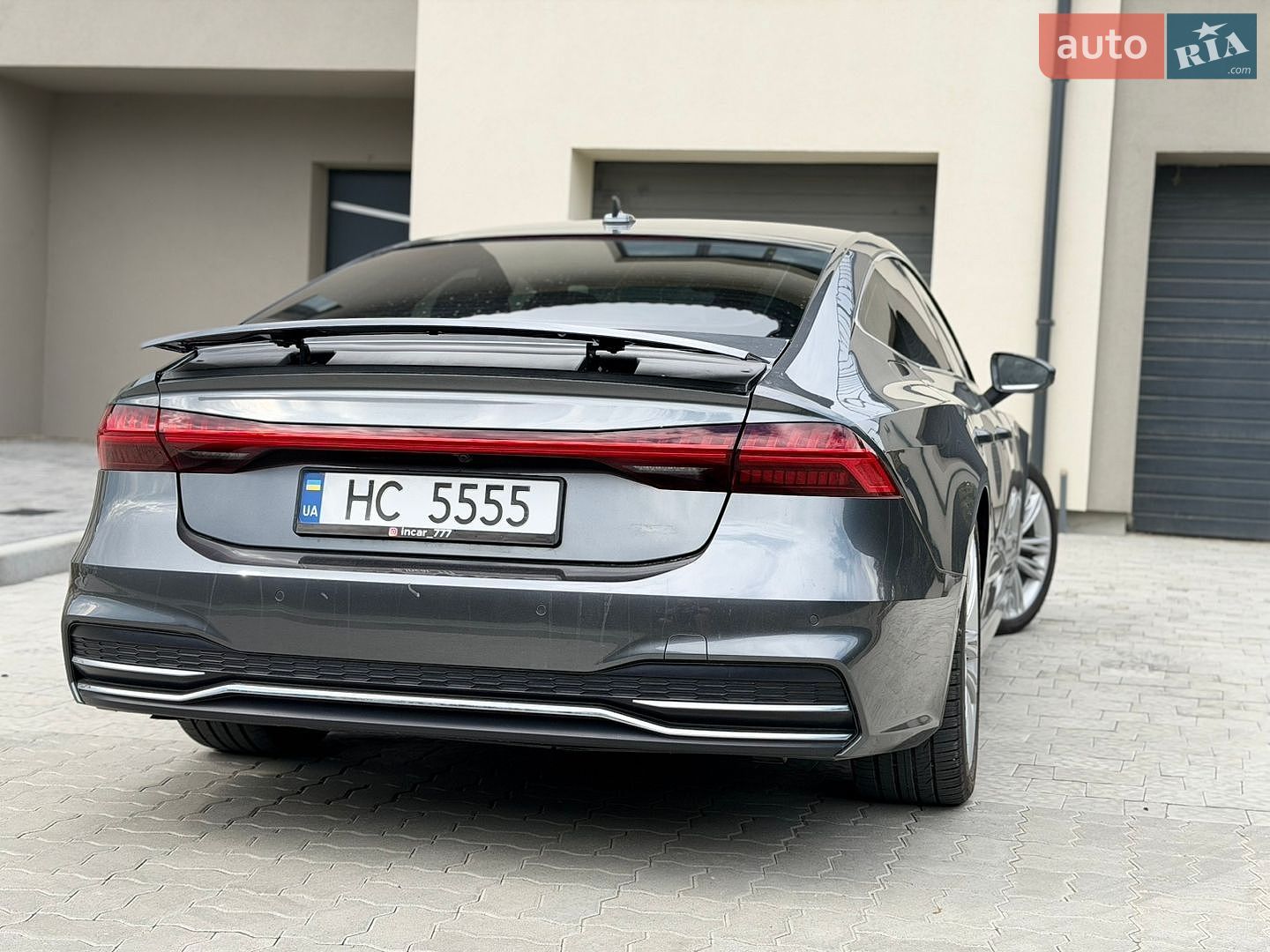 Audi A7 Sportback 2019 VIN WAUU2AF24KN076902 фото оголошення 15 з 25