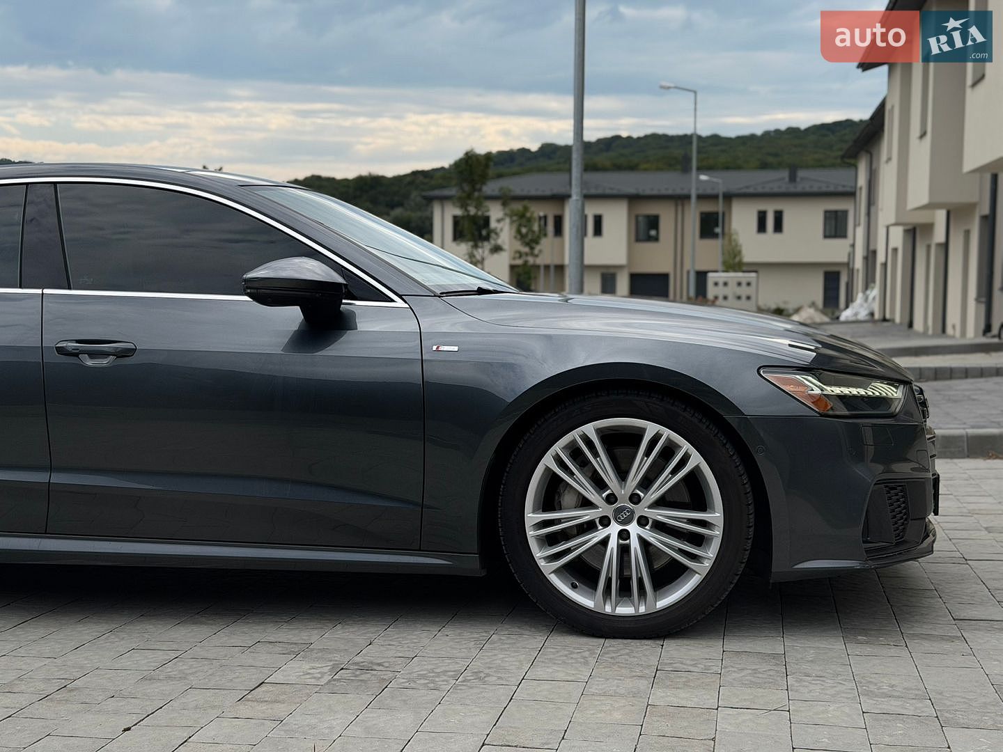 Audi A7 Sportback 2019 VIN WAUU2AF24KN076902 фото оголошення 11 з 25