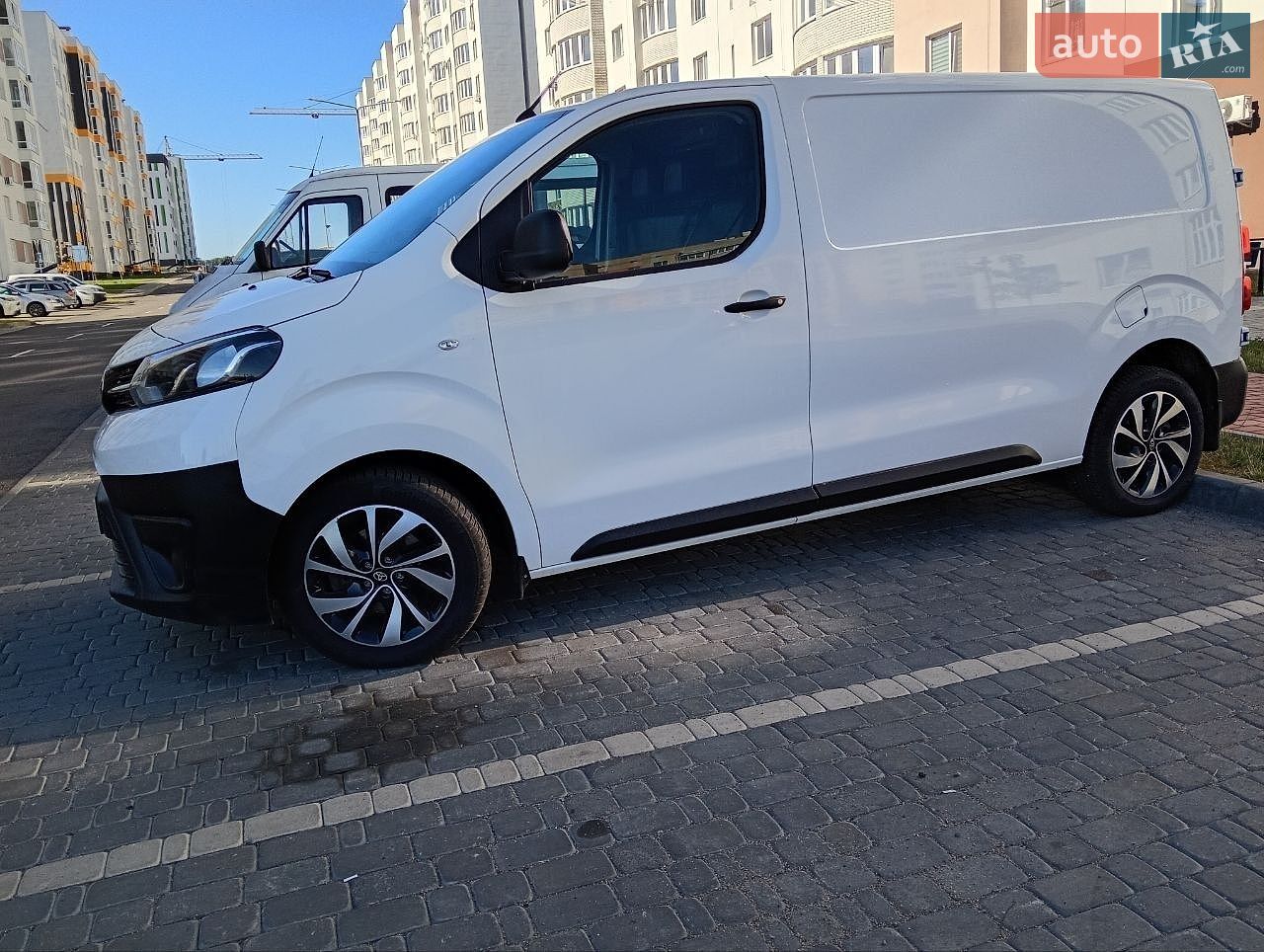 Toyota Proace 2021 VIN YARVFAHKKGZ205127 фото оголошення 4 з 21