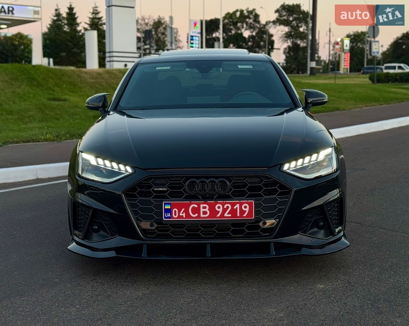 Audi A4 2020 VIN WAUFNAF41LN009452 фото оголошення 2 з 22
