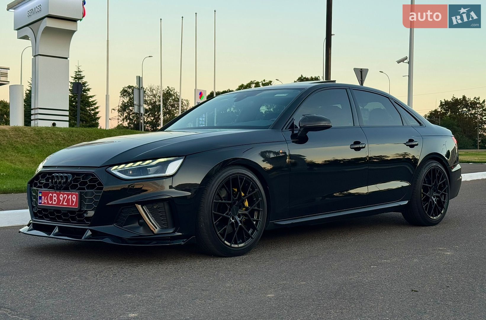 Audi A4 2020 VIN WAUFNAF41LN009452 фото оголошення 5 з 22