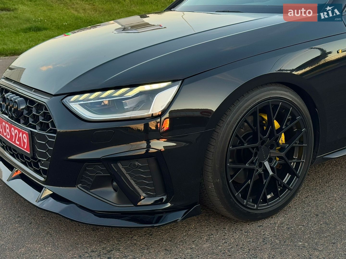Audi A4 2020 VIN WAUFNAF41LN009452 фото оголошення 6 з 22