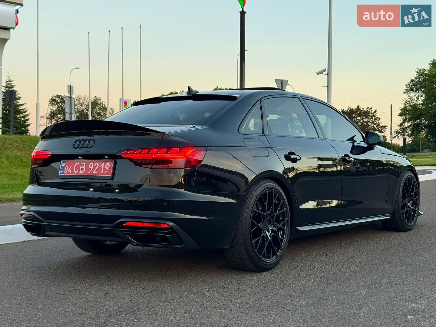 Audi A4 2020 VIN WAUFNAF41LN009452 фото оголошення 11 з 22