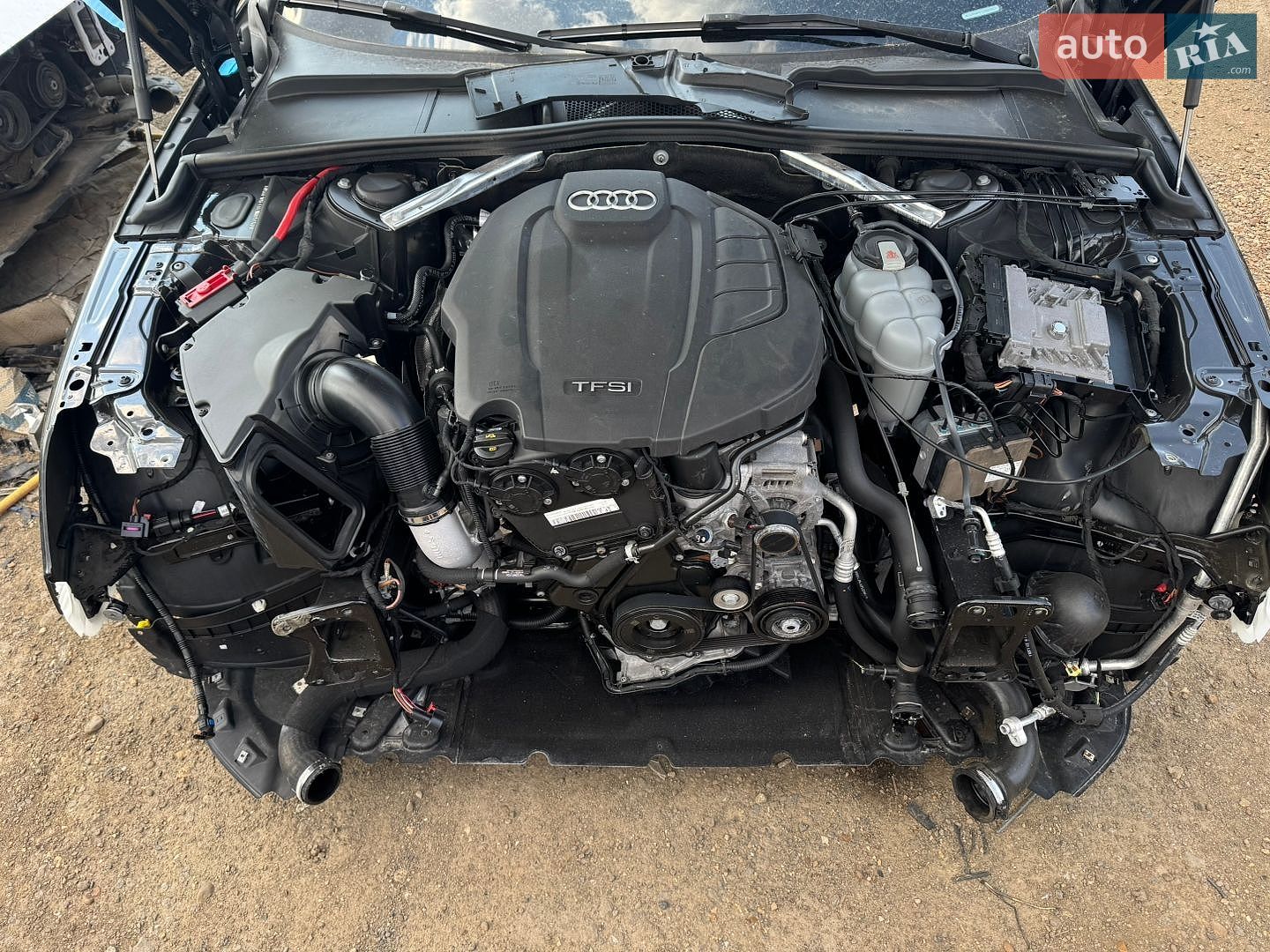 Audi A4 2020 VIN WAUFNAF41LN009452 фото оголошення 21 з 22