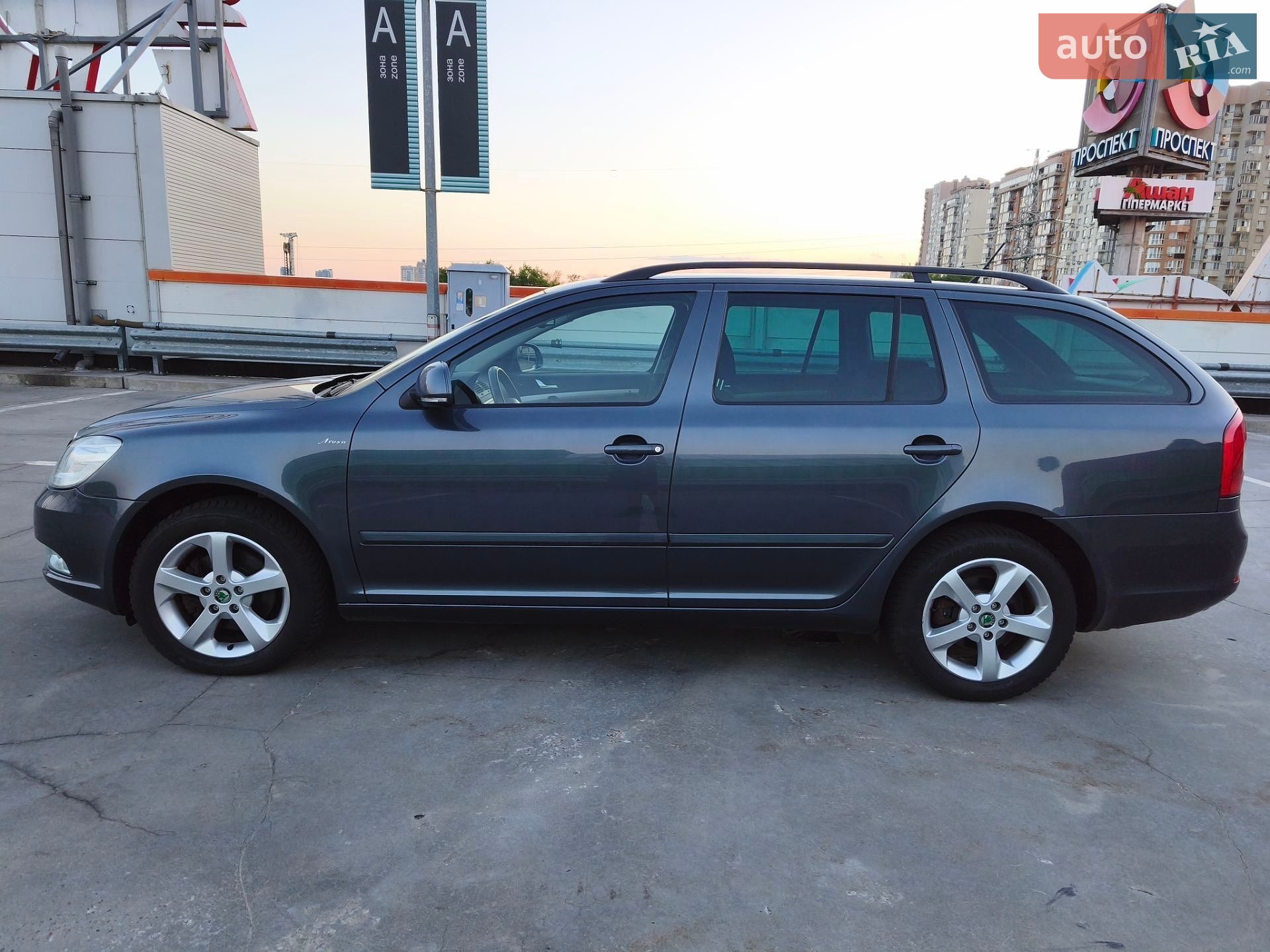 Skoda Octavia 2011 VIN TMBKK61Z7C2055475 фото оголошення 3 з 31