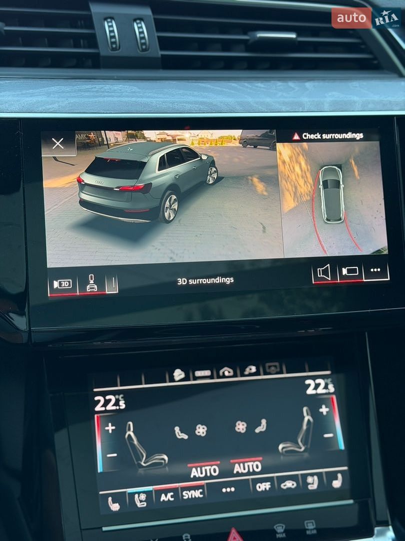 Audi e-tron 2021 VIN WA1LAAGE8MB002102 фото оголошення 17 з 25