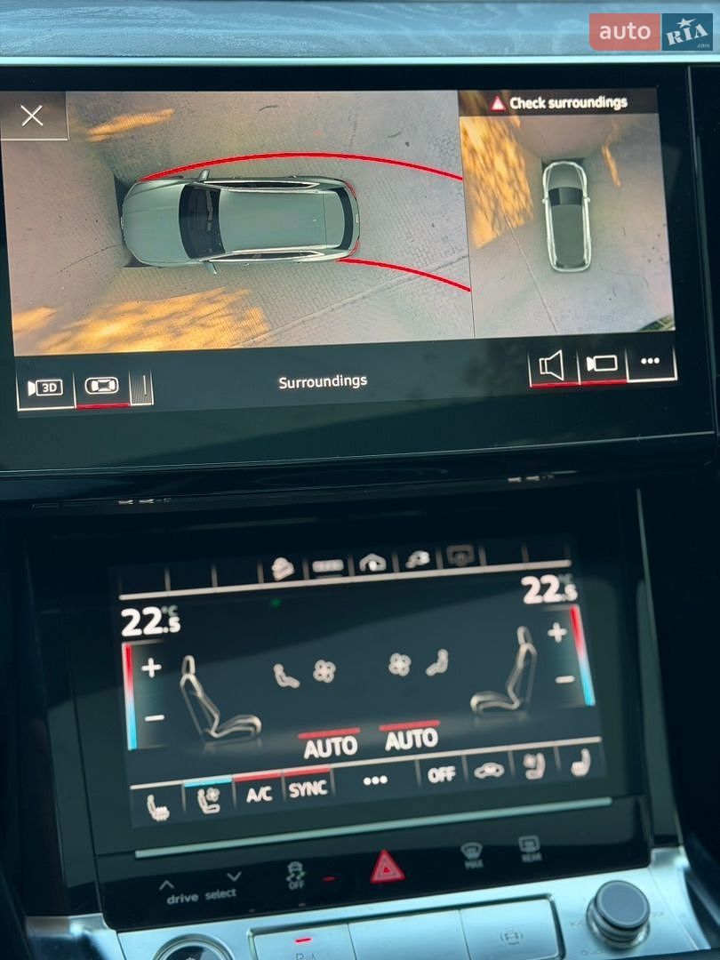 Audi e-tron 2021 VIN WA1LAAGE8MB002102 фото оголошення 19 з 25