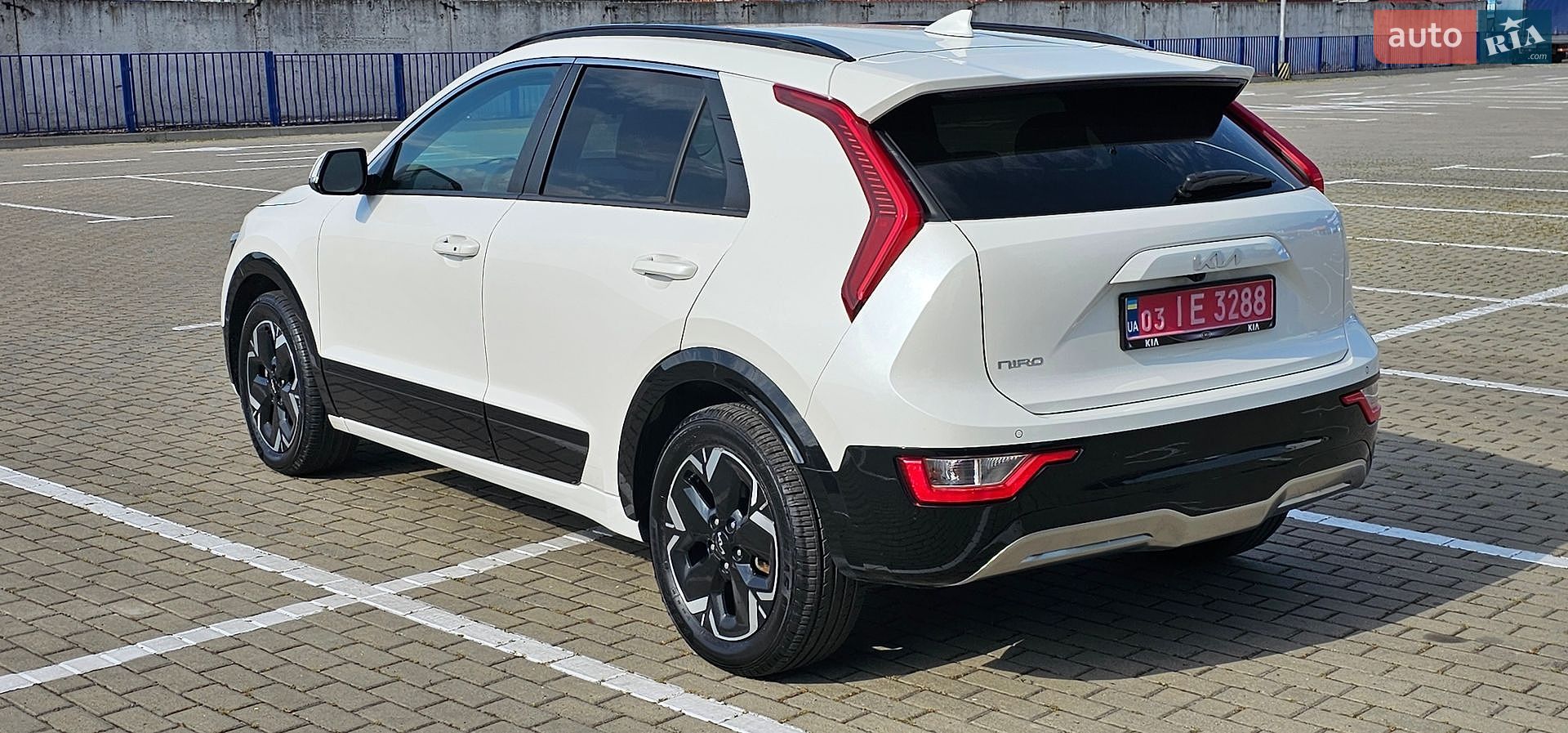 Kia Niro 2024 VIN KNDCR3L17P5045877 фото оголошення 35 з 125