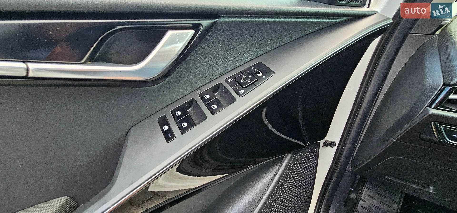Kia Niro 2024 VIN KNDCR3L17P5045877 фото оголошення 81 з 125