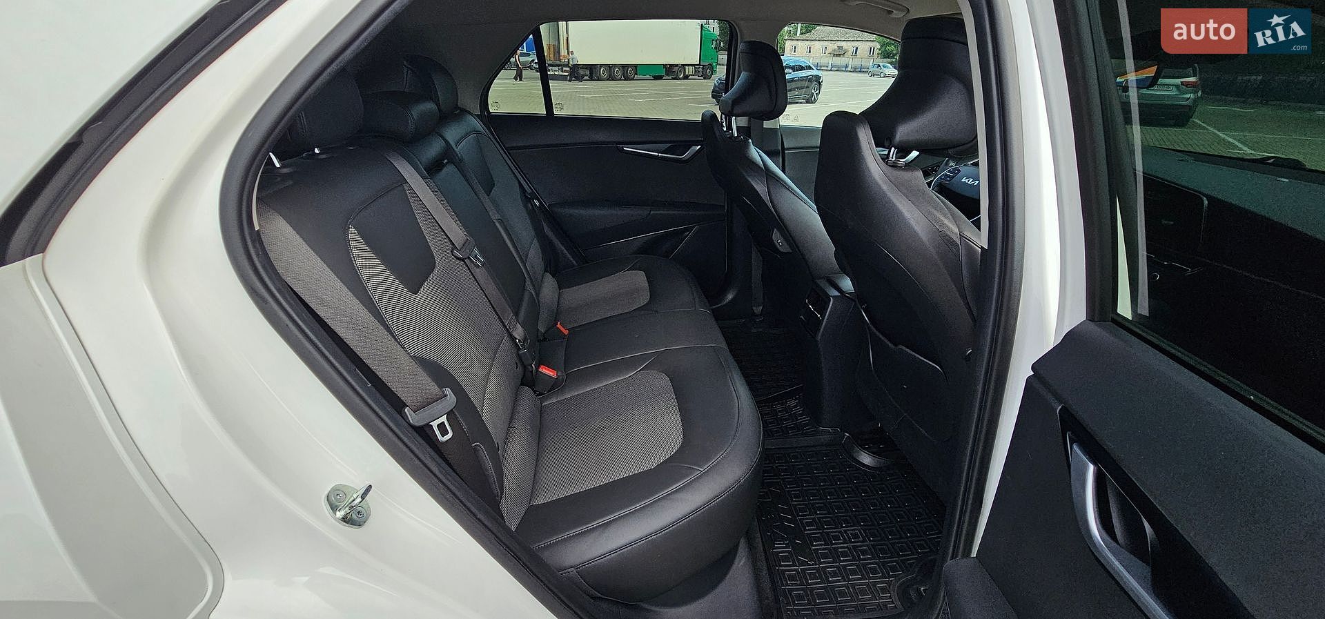Kia Niro 2024 VIN KNDCR3L17P5045877 фото оголошення 84 з 125