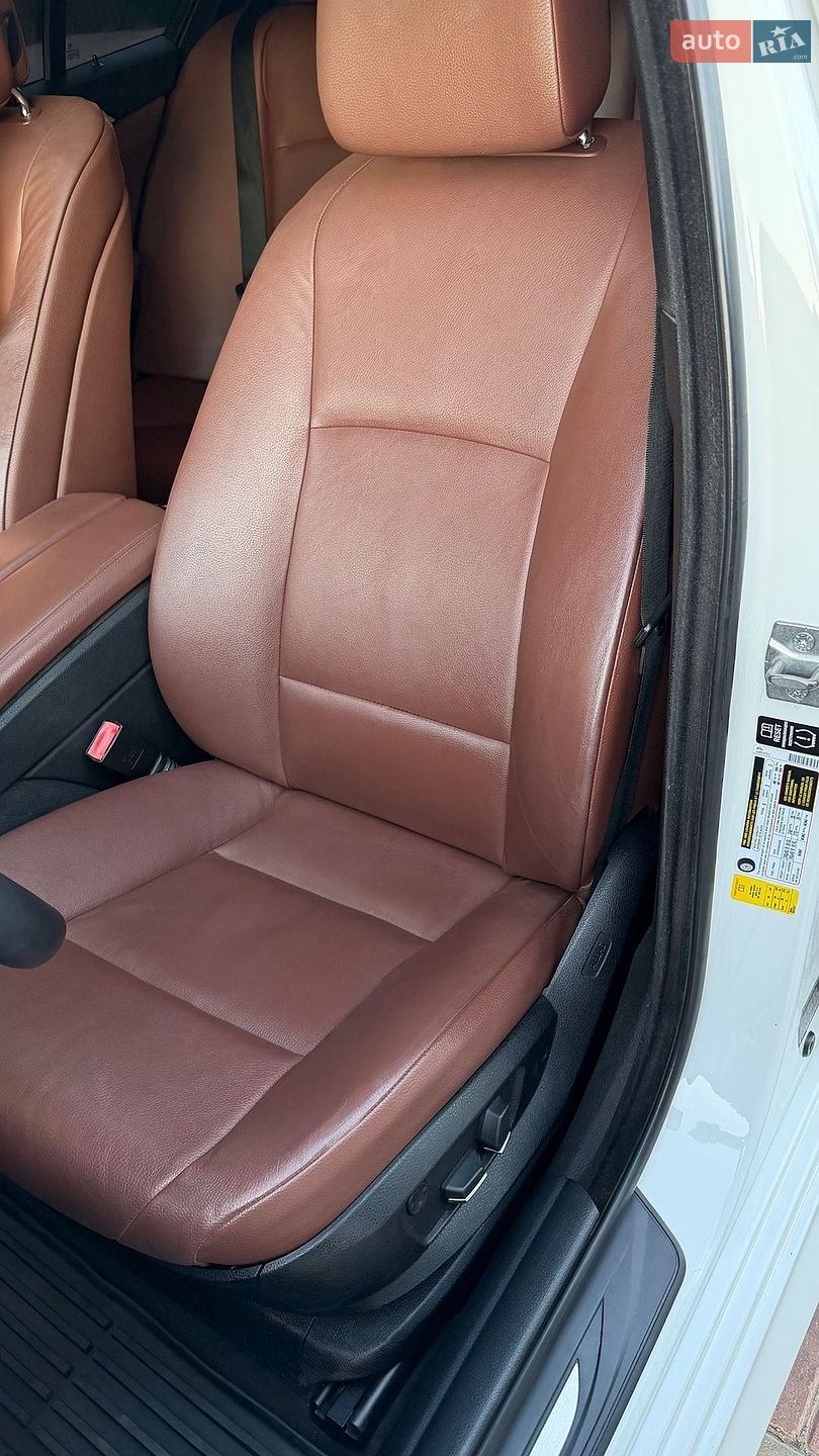BMW 5 Series 2013 VIN WBAFR7C59DC829036 фото оголошення 2 з 46