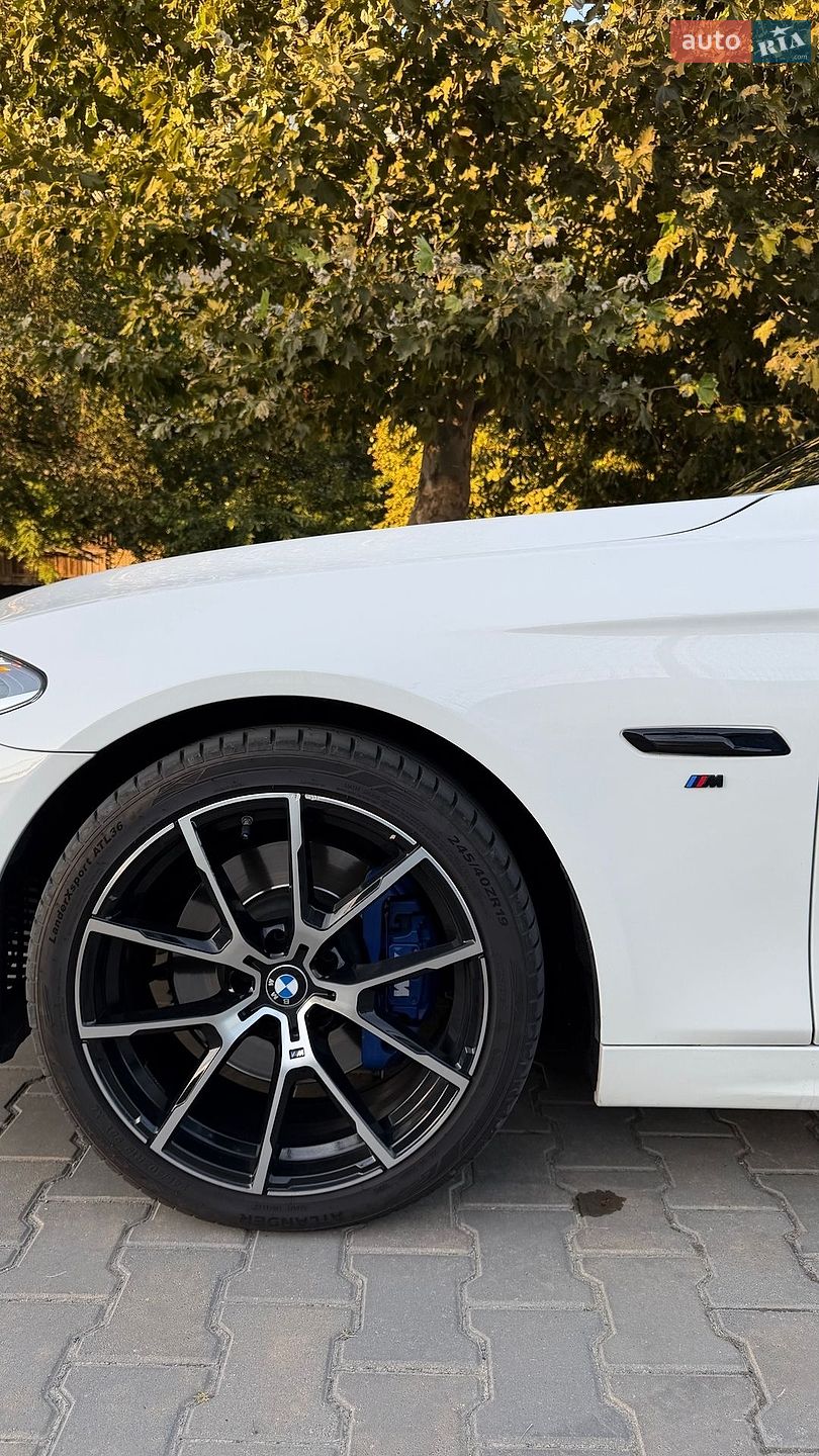 BMW 5 Series 2013 VIN WBAFR7C59DC829036 фото оголошення 15 з 46