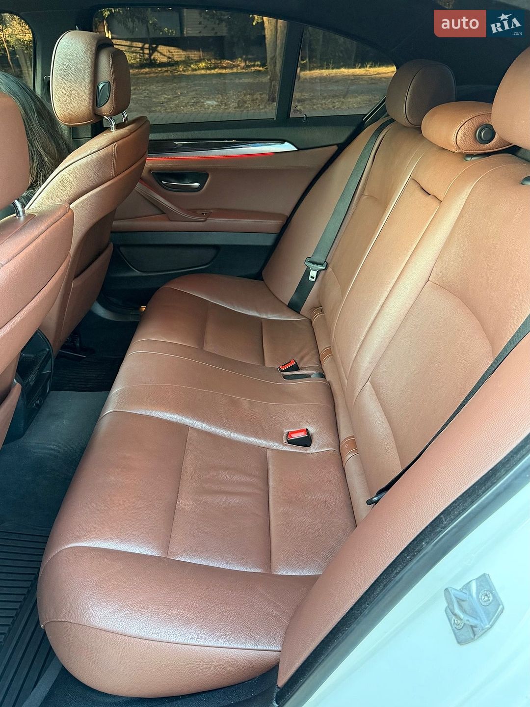 BMW 5 Series 2013 VIN WBAFR7C59DC829036 фото оголошення 18 з 46