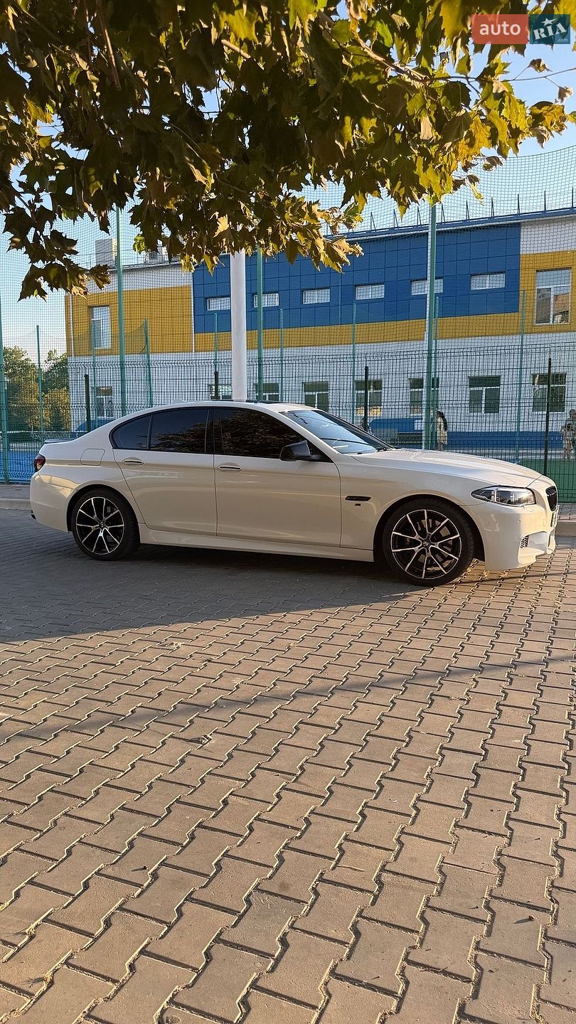 BMW 5 Series 2013 VIN WBAFR7C59DC829036 фото оголошення 29 з 46
