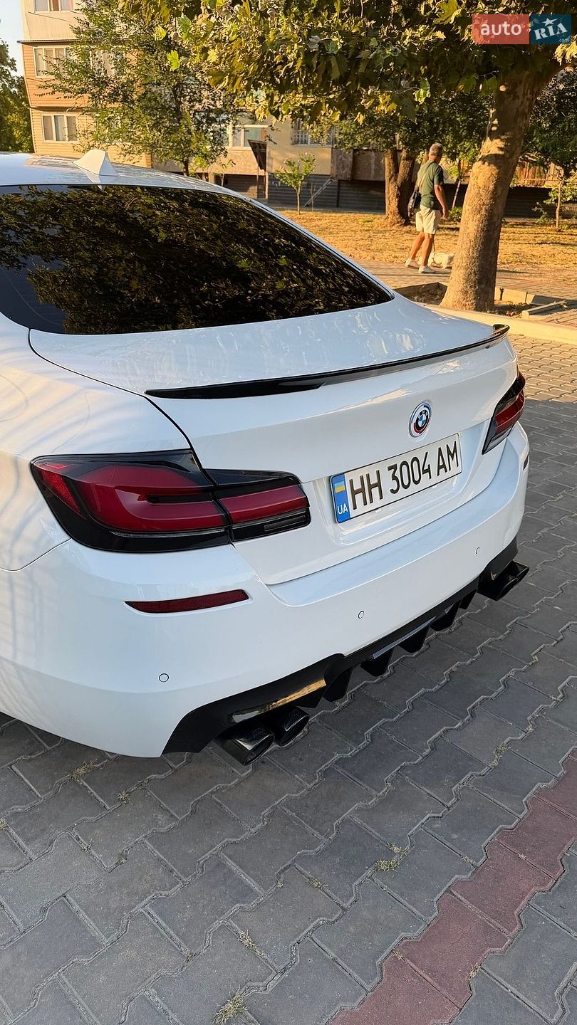 BMW 5 Series 2013 VIN WBAFR7C59DC829036 фото оголошення 33 з 46