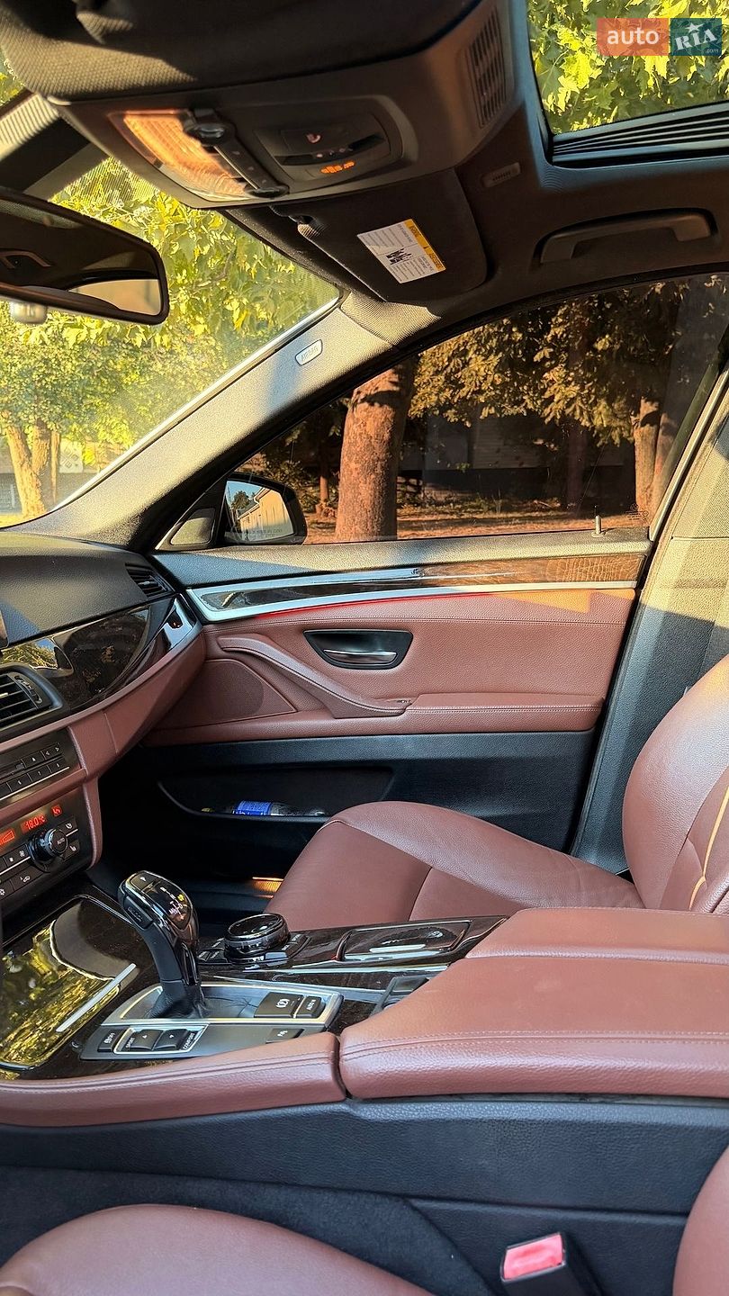 BMW 5 Series 2013 VIN WBAFR7C59DC829036 фото оголошення 44 з 46