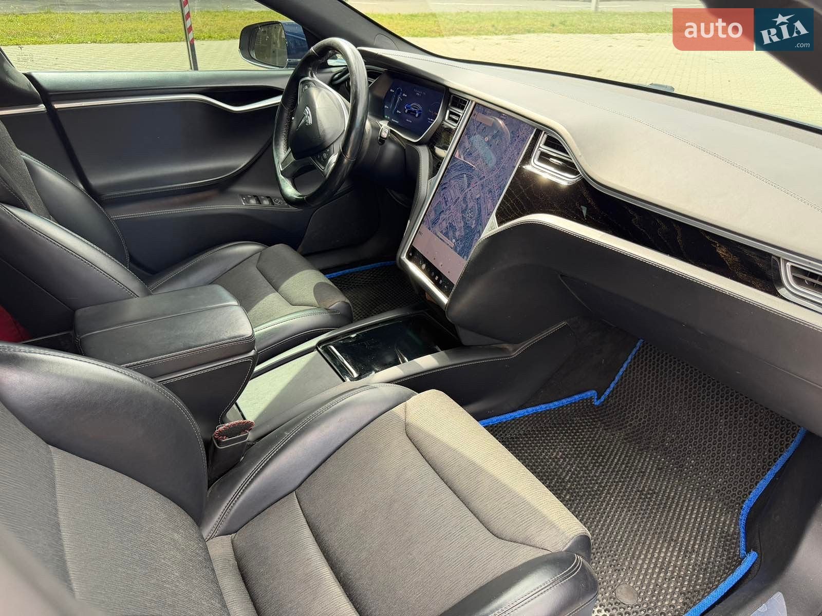 Tesla Model S 2017 VIN 5YJSA1E22HF210702 фото оголошення 5 з 8