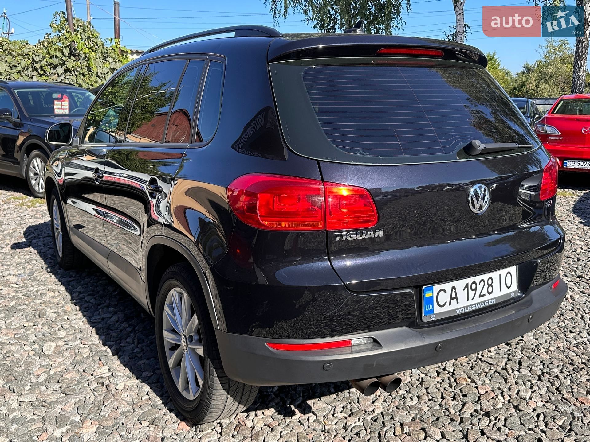 Volkswagen Tiguan 2017 VIN WVGAV7AX6HK042324 фото оголошення 17 з 19