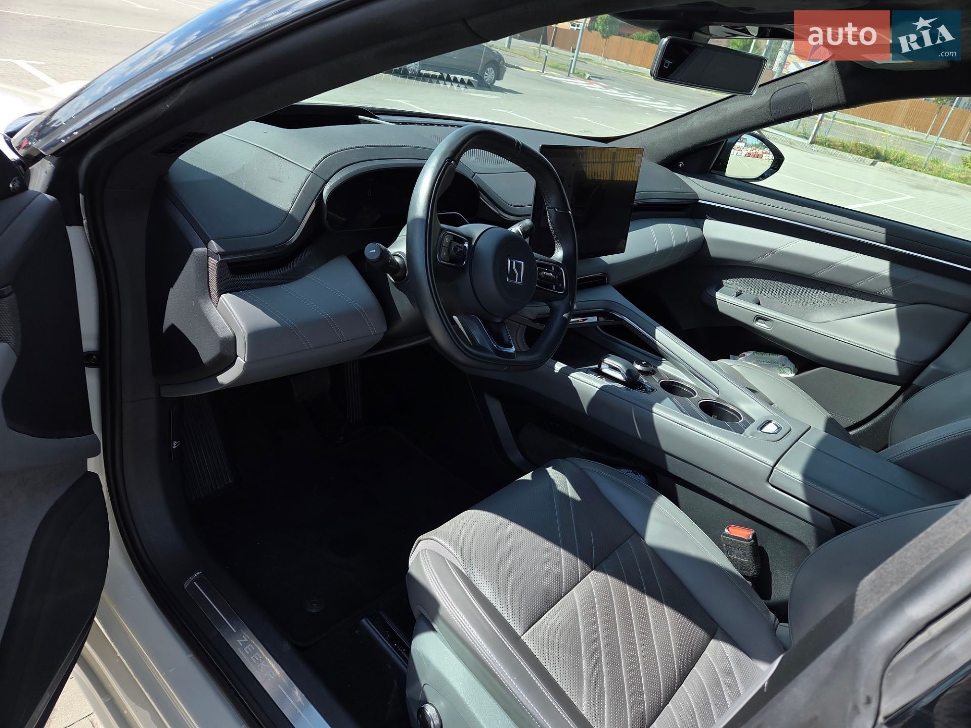 Zeekr 001 2024 VIN L6T79ZCE3RP170794 фото оголошення 10 з 15