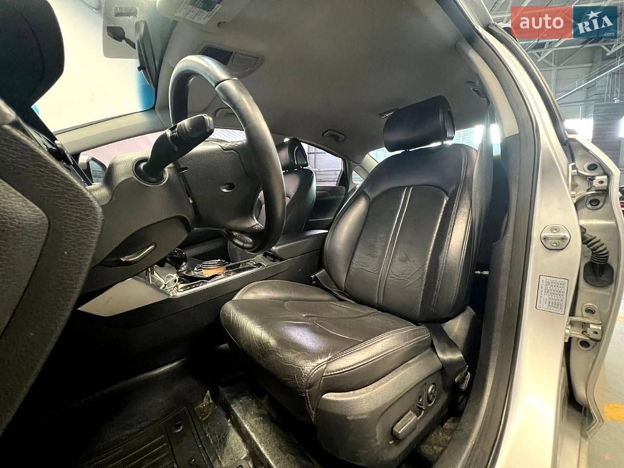 Hyundai Sonata 2015 VIN KMHE341DBFA139678 фото оголошення 7 з 16