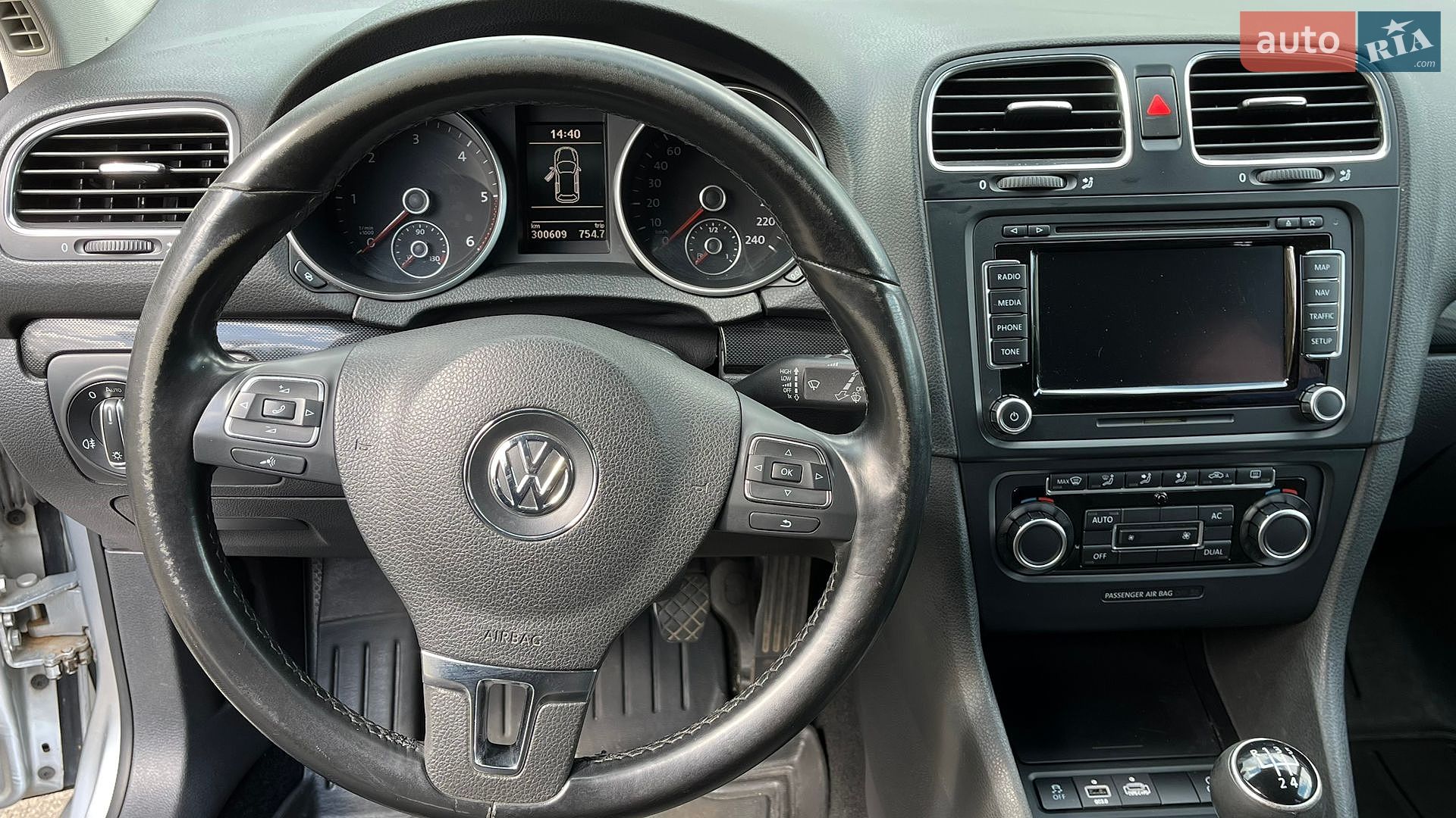 Volkswagen Golf 2010 VIN WVWZZZ1KZAM680091 фото оголошення 18 з 93