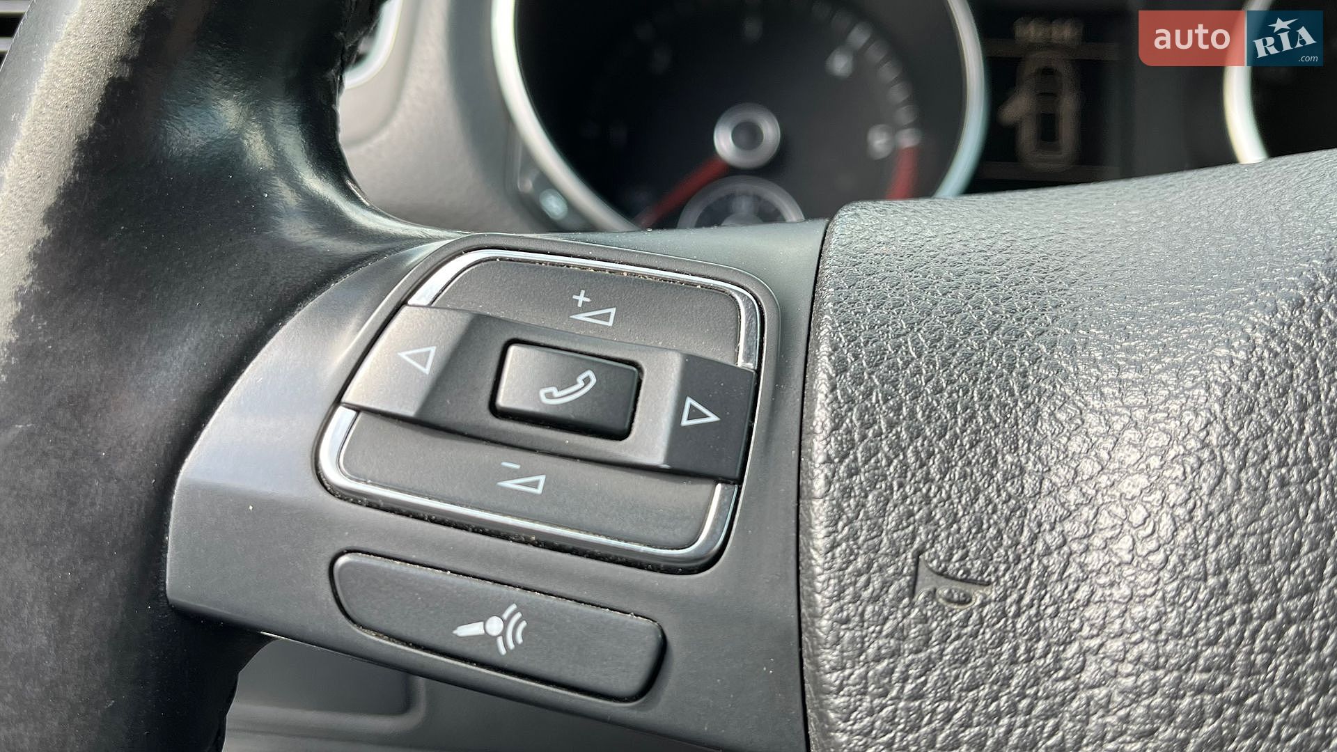 Volkswagen Golf 2010 VIN WVWZZZ1KZAM680091 фото оголошення 22 з 93