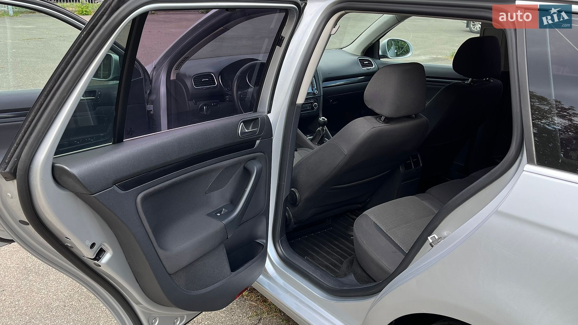 Volkswagen Golf 2010 VIN WVWZZZ1KZAM680091 фото оголошення 34 з 93