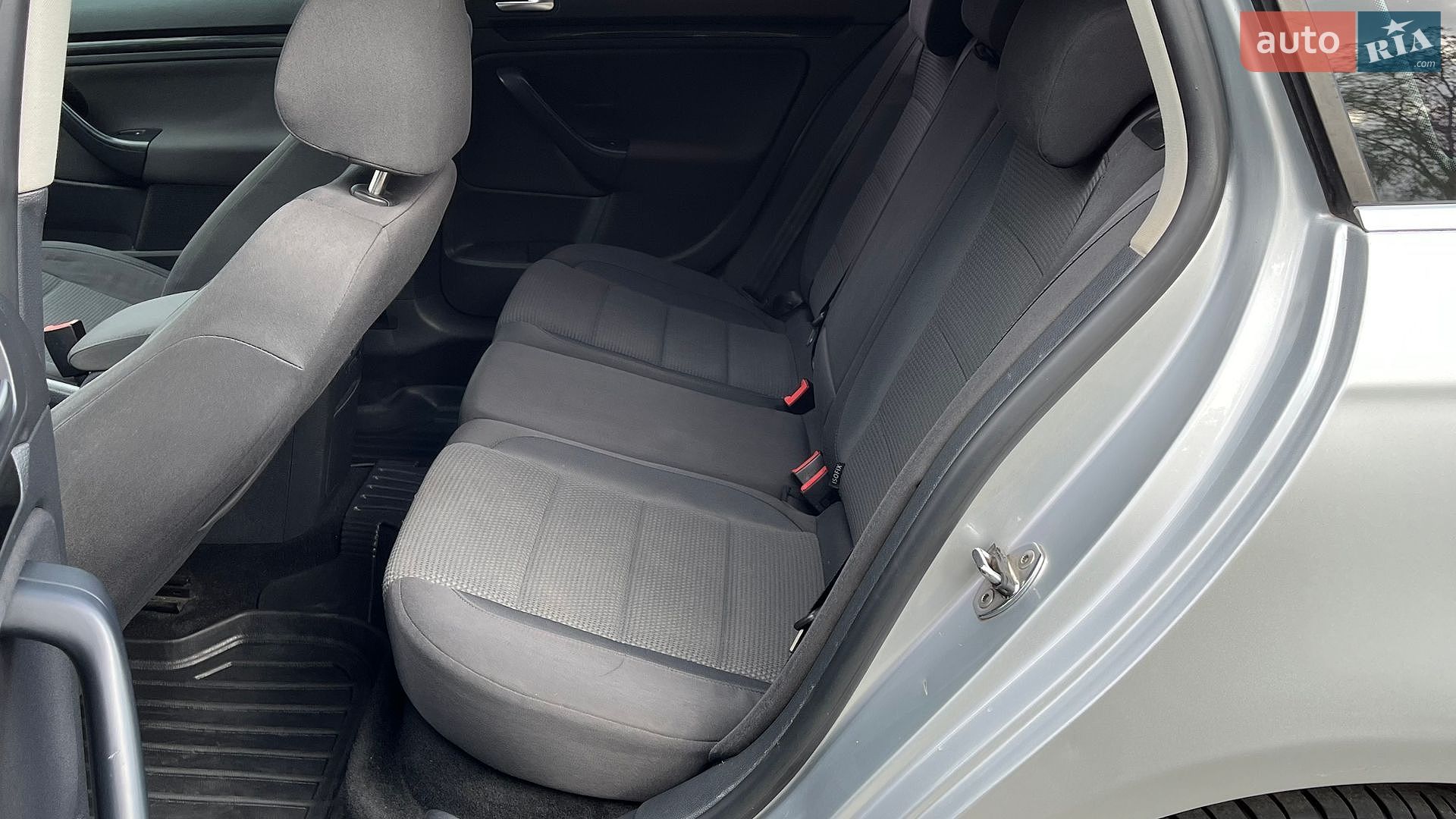 Volkswagen Golf 2010 VIN WVWZZZ1KZAM680091 фото оголошення 39 з 93