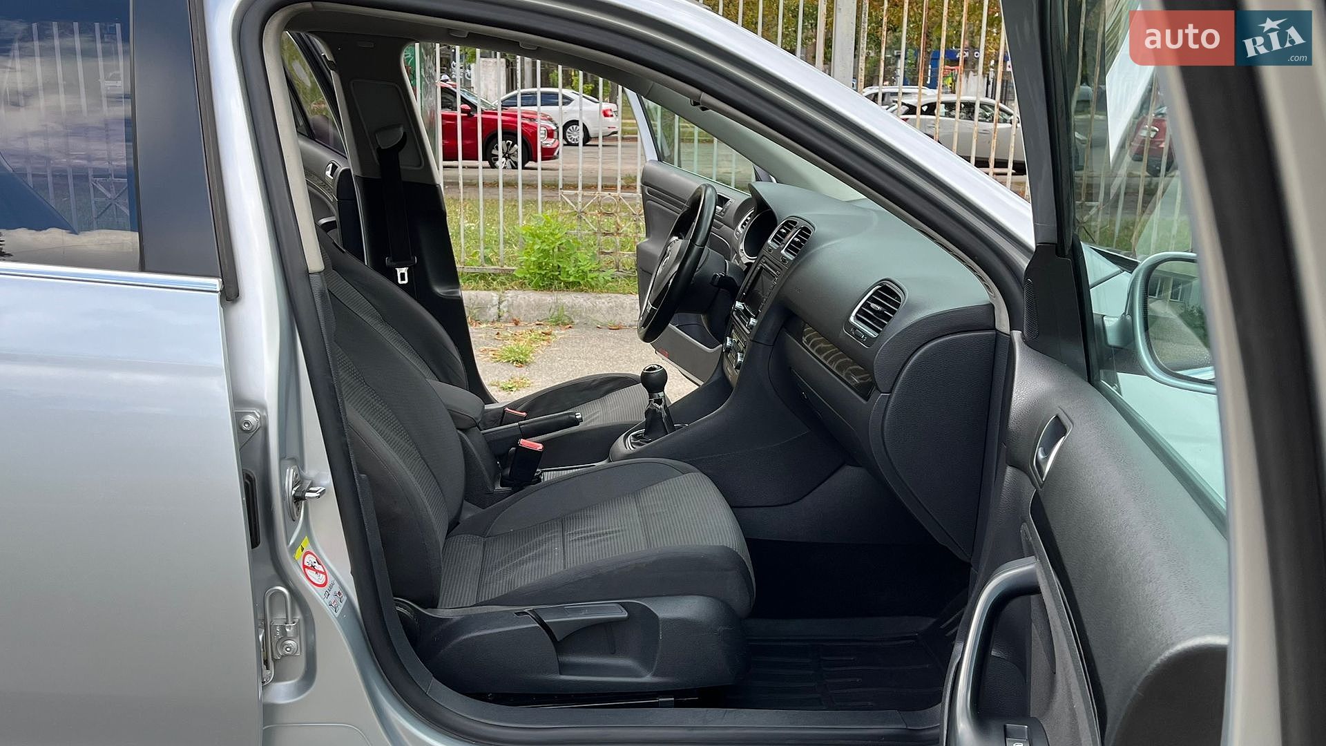 Volkswagen Golf 2010 VIN WVWZZZ1KZAM680091 фото оголошення 47 з 93