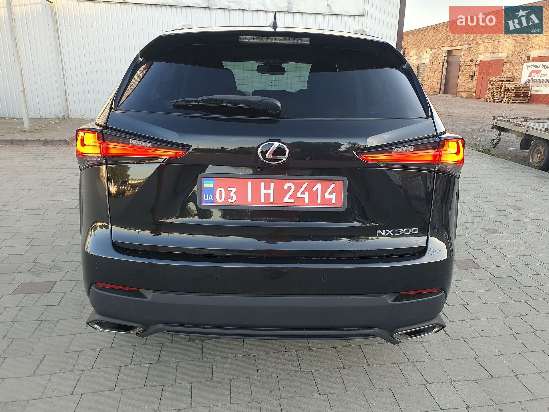 Lexus NX 2018 VIN JTJBARBZ0K2186567 фото оголошення 12 з 34