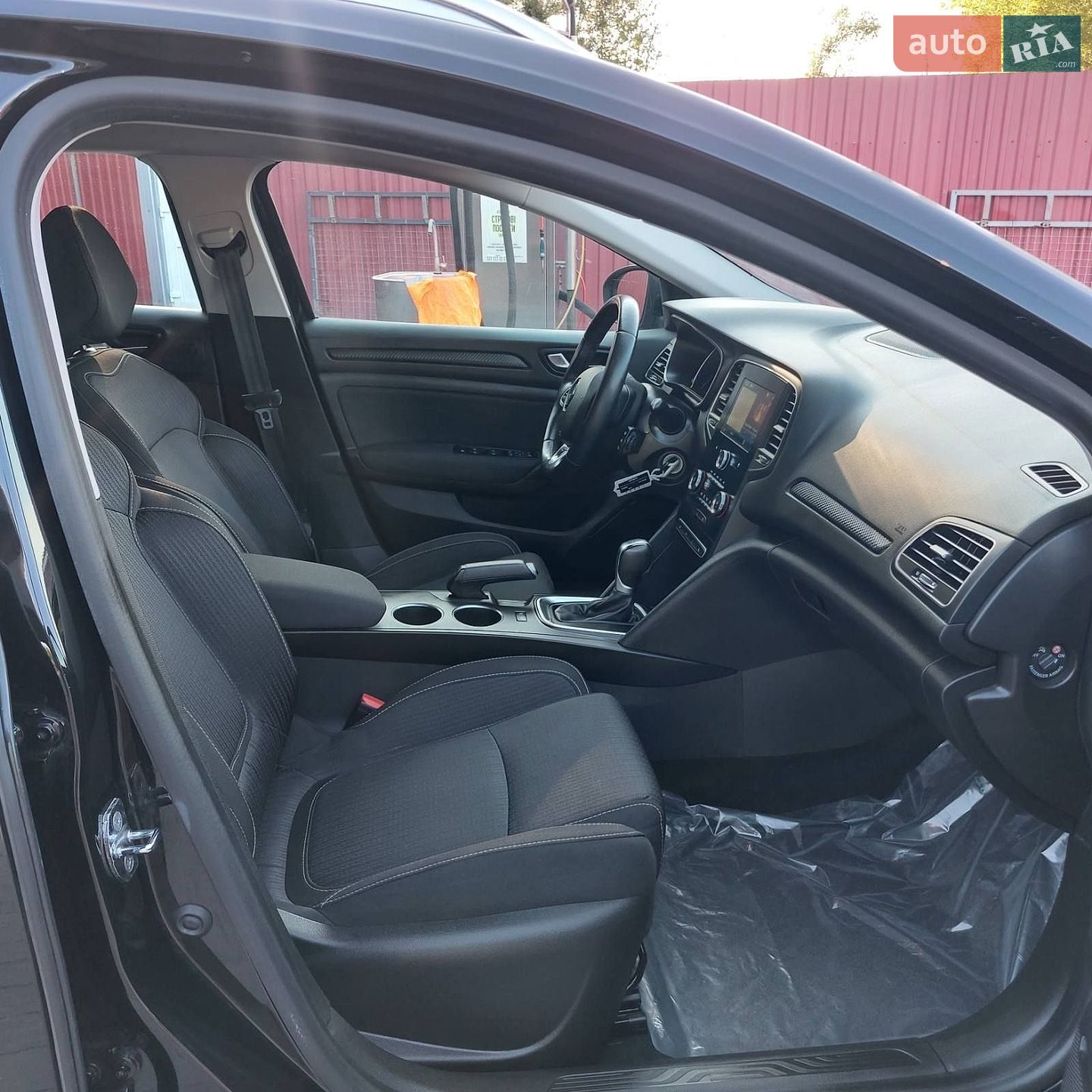 Renault Megane 2018 VIN VF1RFB00961102626 фото оголошення 26 з 63