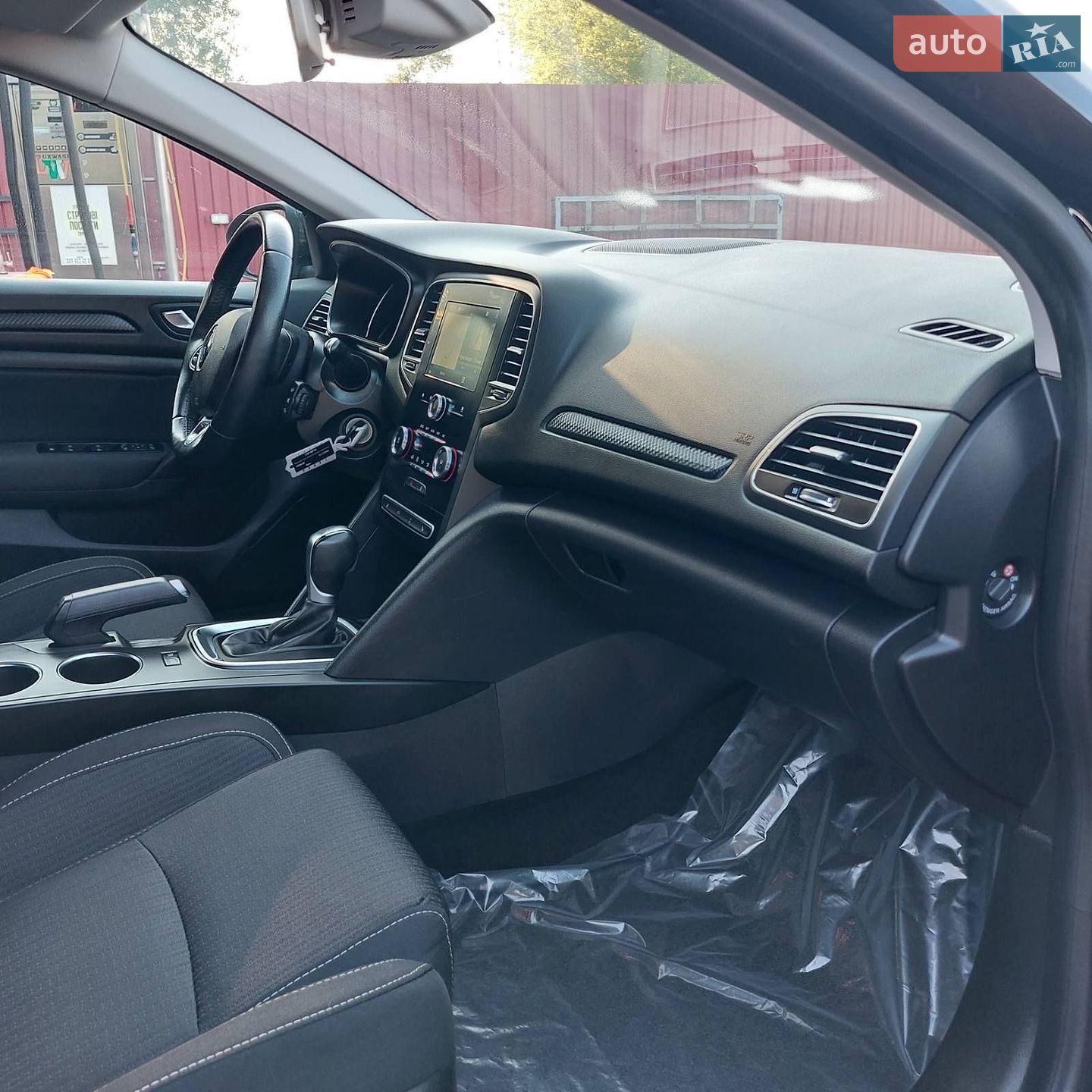 Renault Megane 2018 VIN VF1RFB00961102626 фото оголошення 27 з 63